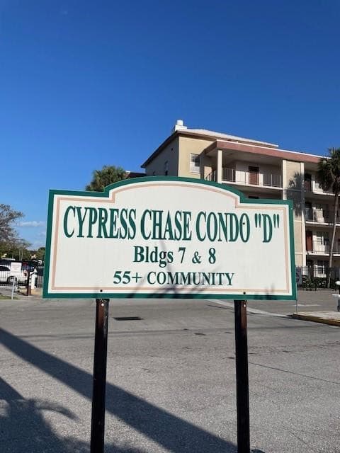 2649 NW 48th Terrace 433, Lauderdale Lakes, FL 33313 — photo