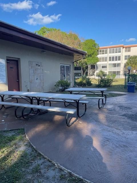 2649 NW 48th Terrace 433, Lauderdale Lakes, FL 33313 — photo 27 of 38