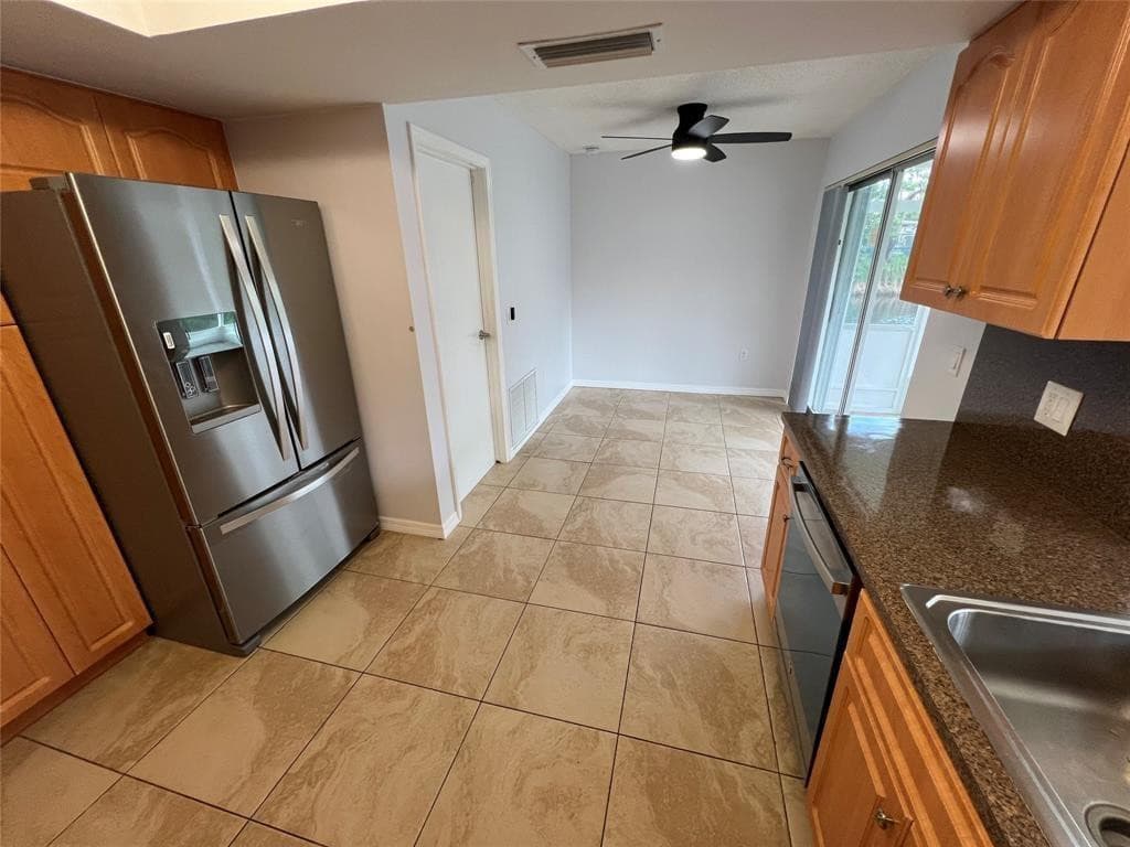 2650 NW 94th Way, Sunrise, FL 33322 — photo 3 of 16