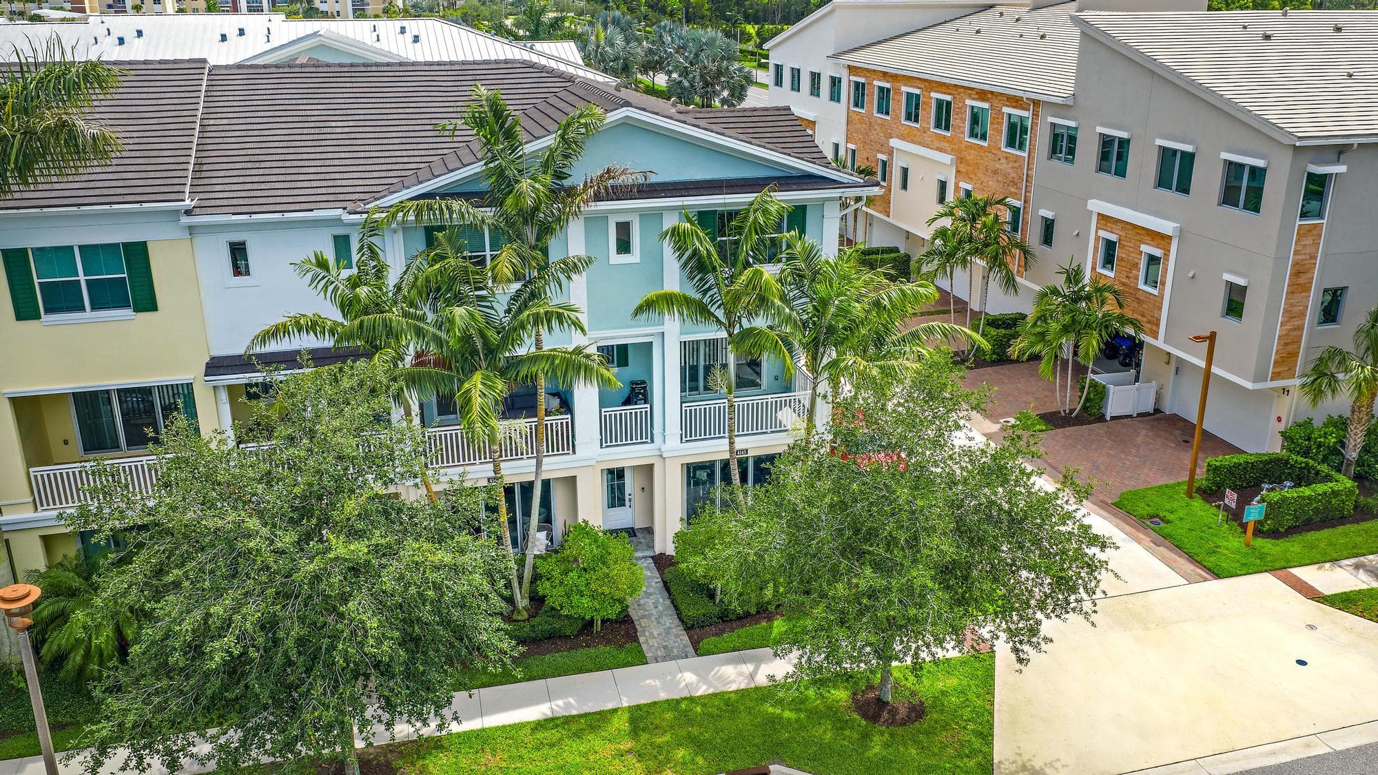 4145 Faraday Way, Palm Beach Gardens, FL 33418 — photo 1 of 32
