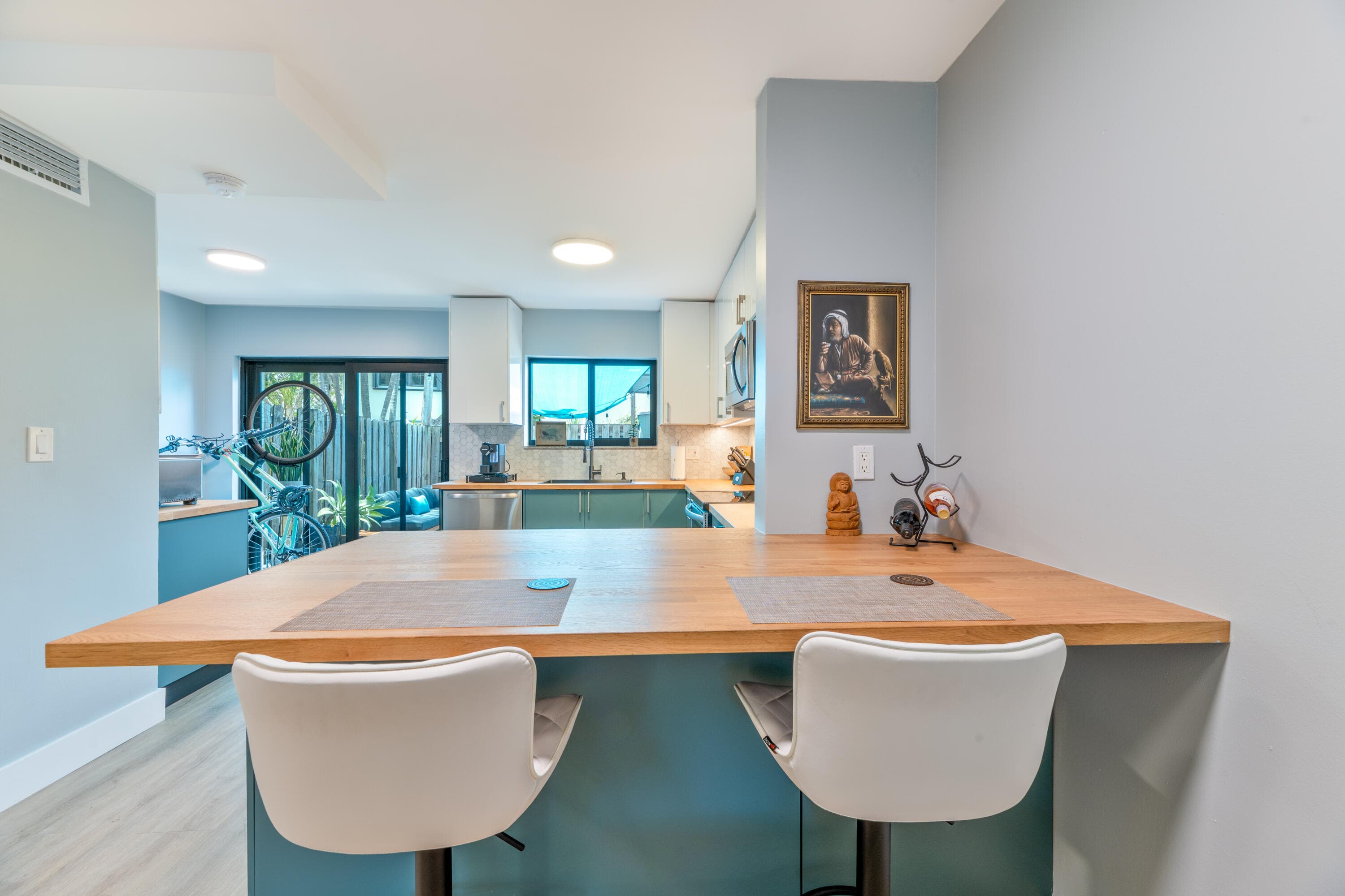 308 City View Drive, Fort Lauderdale, FL 33311 — photo 10 of 47