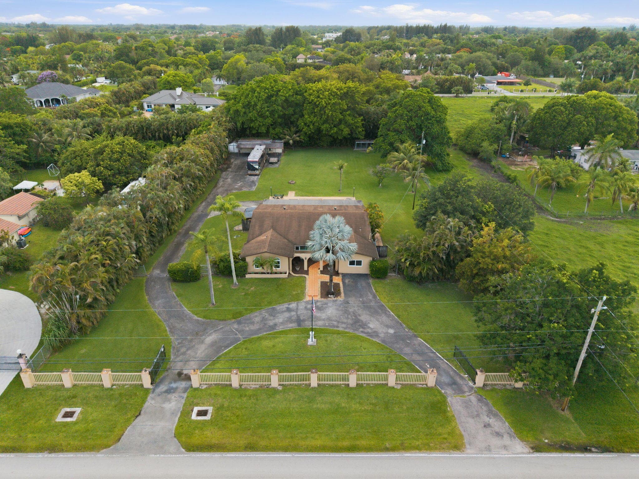5521 SW 160th Avenue, Southwest Ranches, FL 33331 — photo