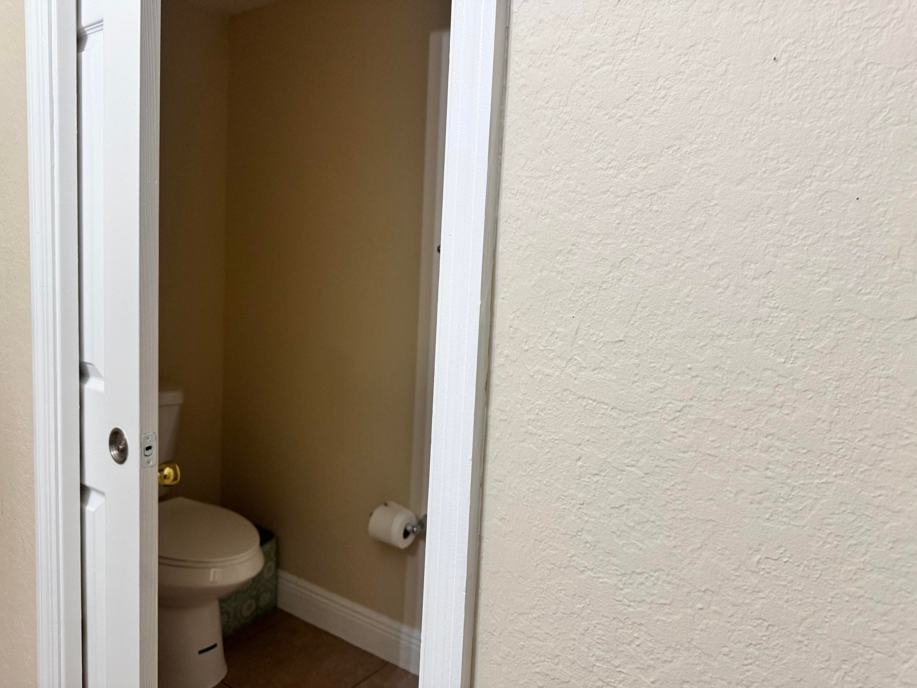 1010 Pipers Drive, West Palm Beach, FL 33415 — photo 8 of 9