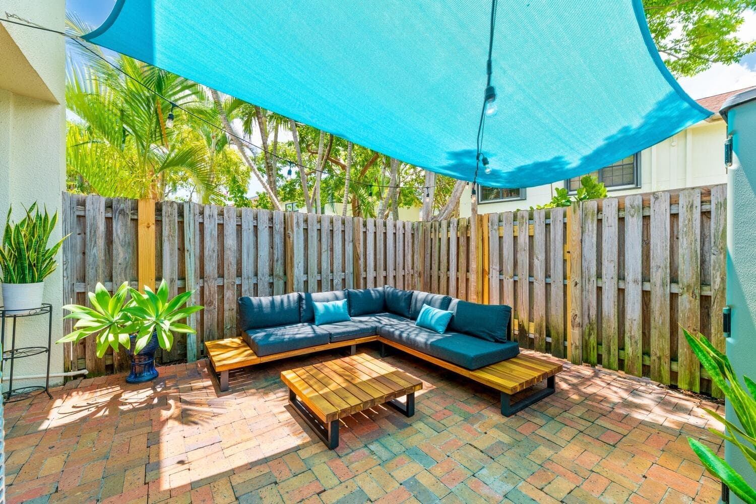 308 City View Drive, Fort Lauderdale, FL 33311 — photo 23 of 47