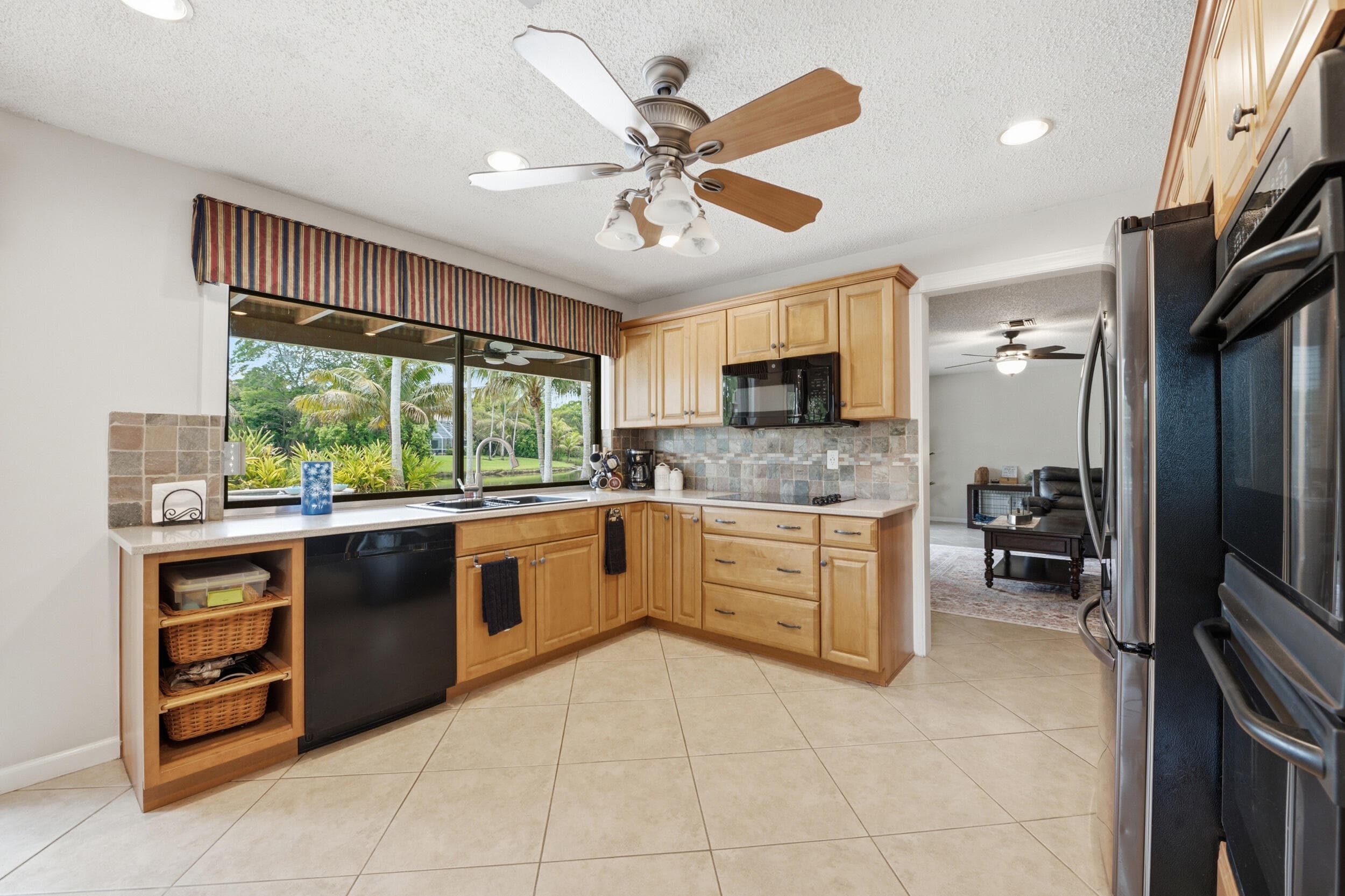 2017 NW 102nd Terrace, Coral Springs, FL 33071 — photo 18 of 53