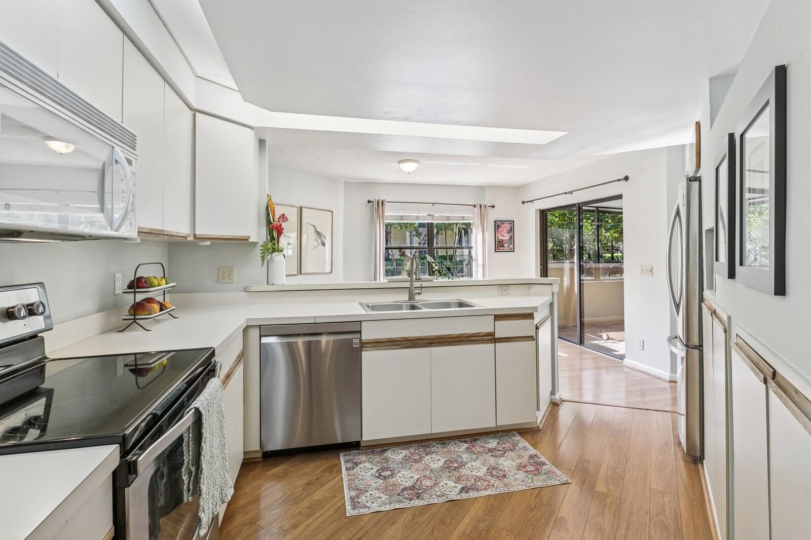 24 Uno Lago Drive, Juno Beach, FL 33408 — photo 7 of 26