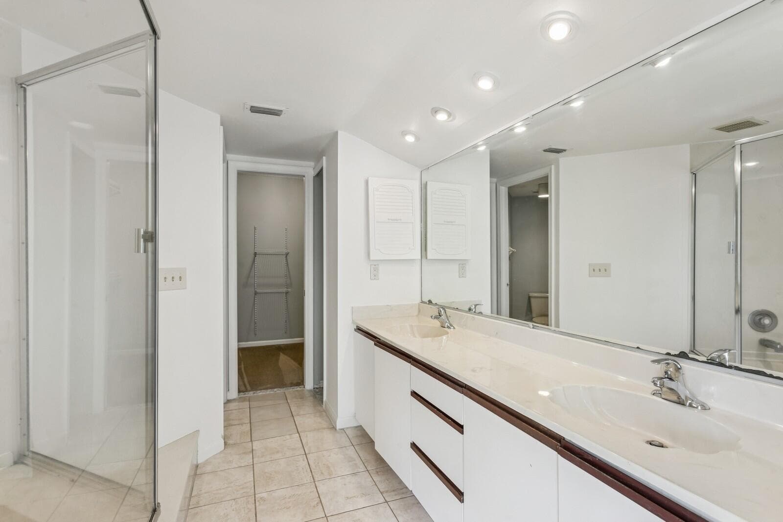 24 Uno Lago Drive, Juno Beach, FL 33408 — photo 11 of 26