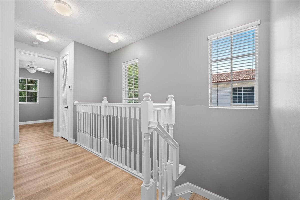 455 Pumpkin Drive, Palm Beach Gardens, FL 33410 — photo 16 of 56
