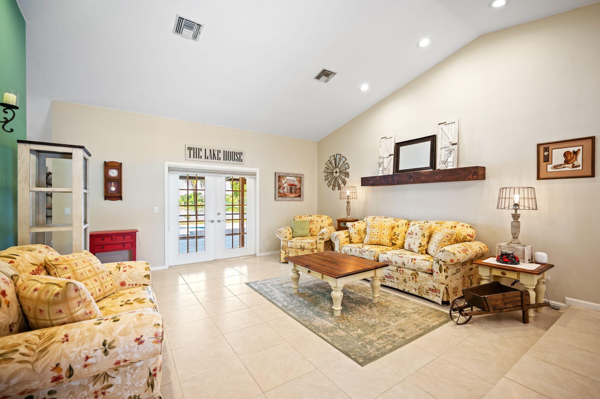 5531 Hawkes Bluff Avenue, Davie, FL 33331 — photo 4 of 33