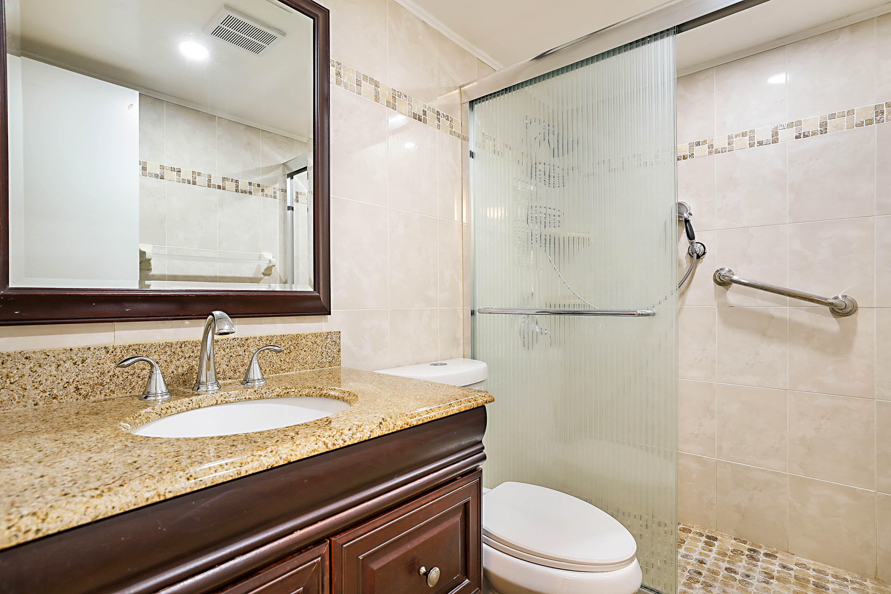 1023 Ellesmere B, Deerfield Beach, FL 33442 — photo 13 of 23