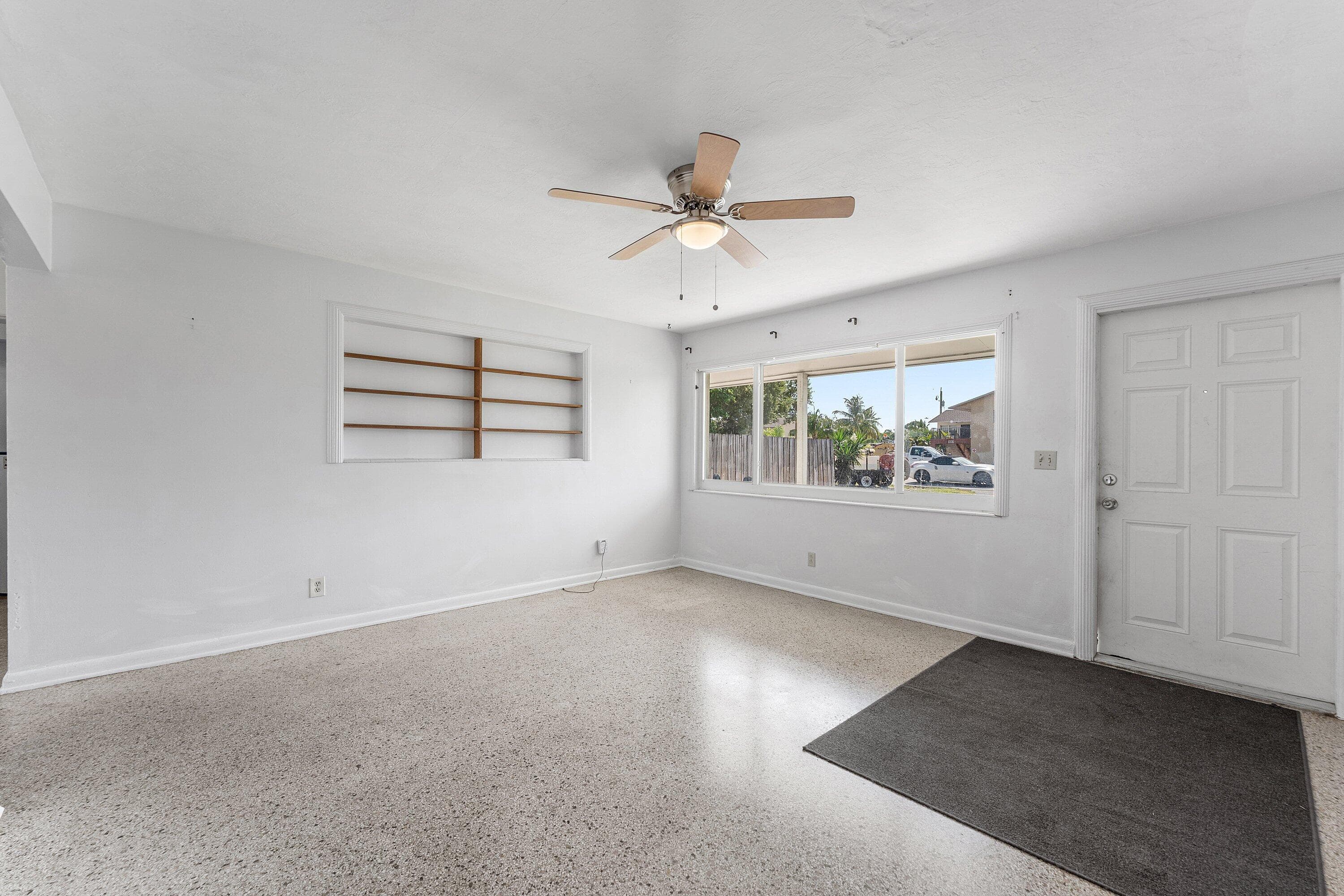 707 S Broadway, Lantana, FL 33462 — photo 5 of 42