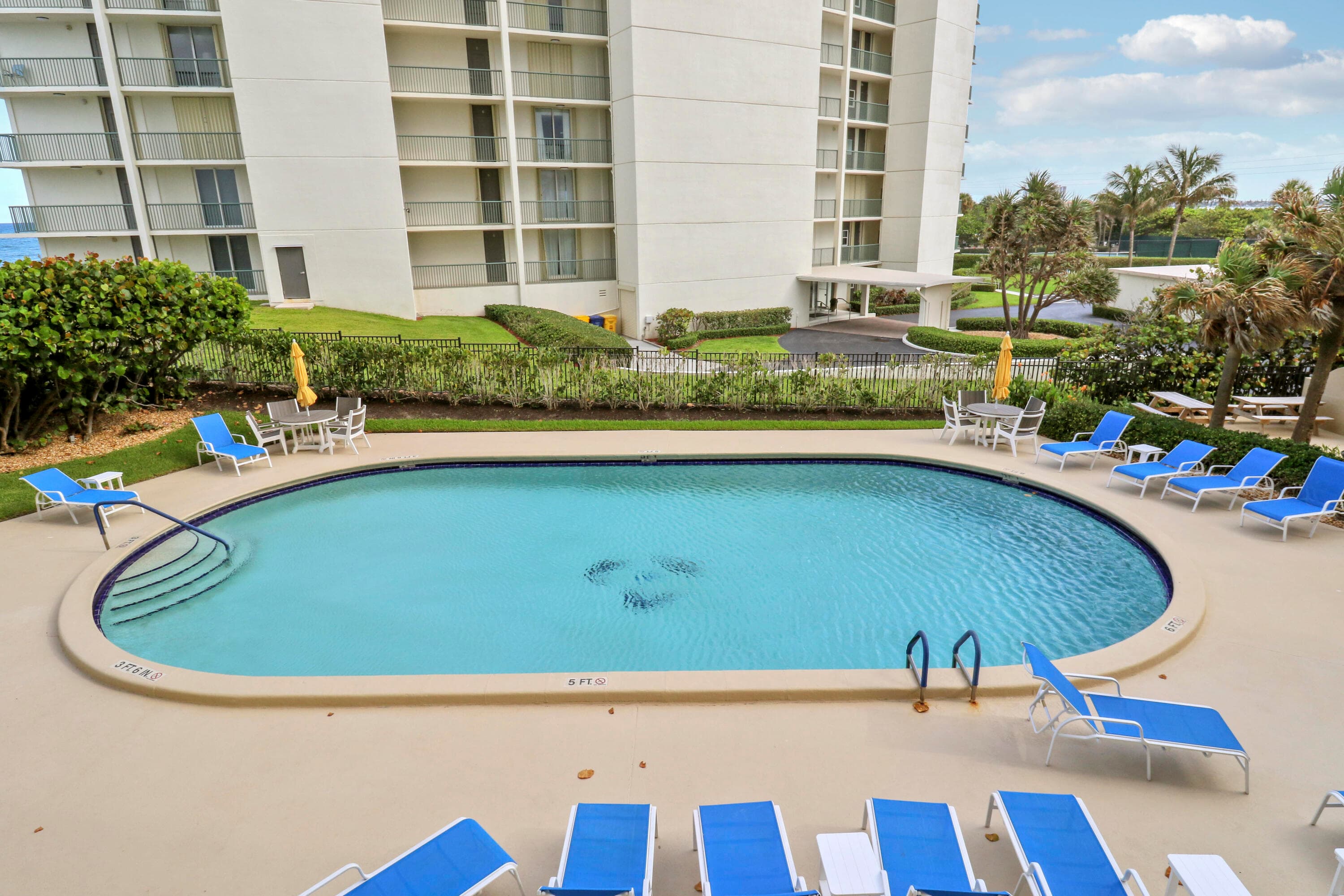 5420 N Ocean Drive 204, Singer Island, FL 33404 — photo 12 of 38