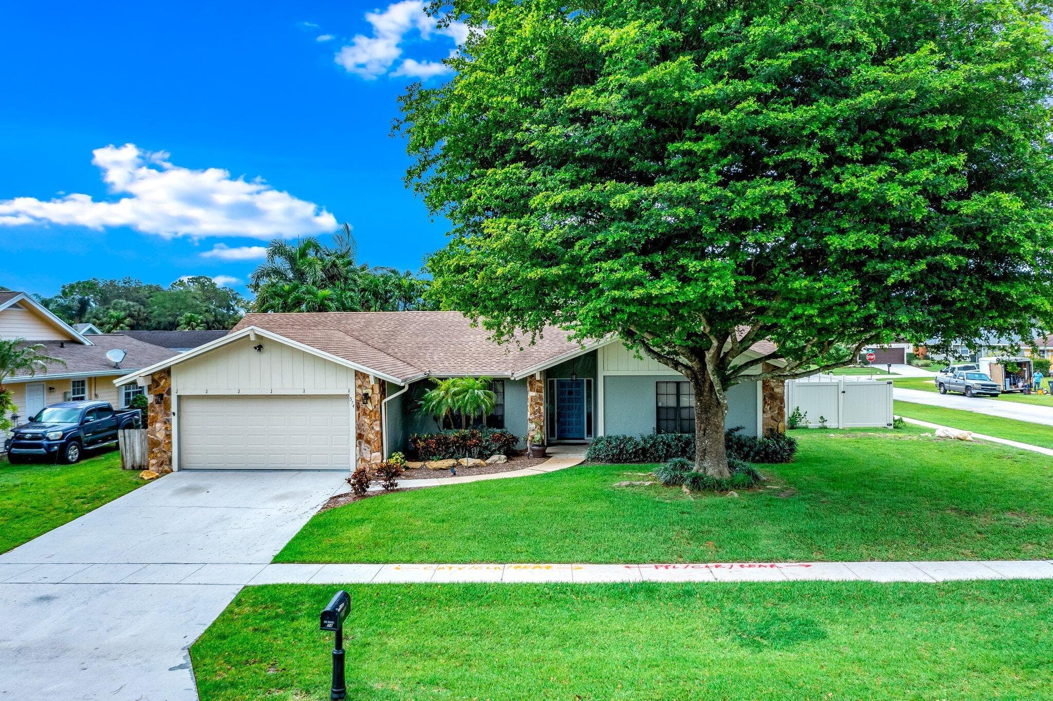 574 Juniper Place, Wellington, FL 33414 — photo