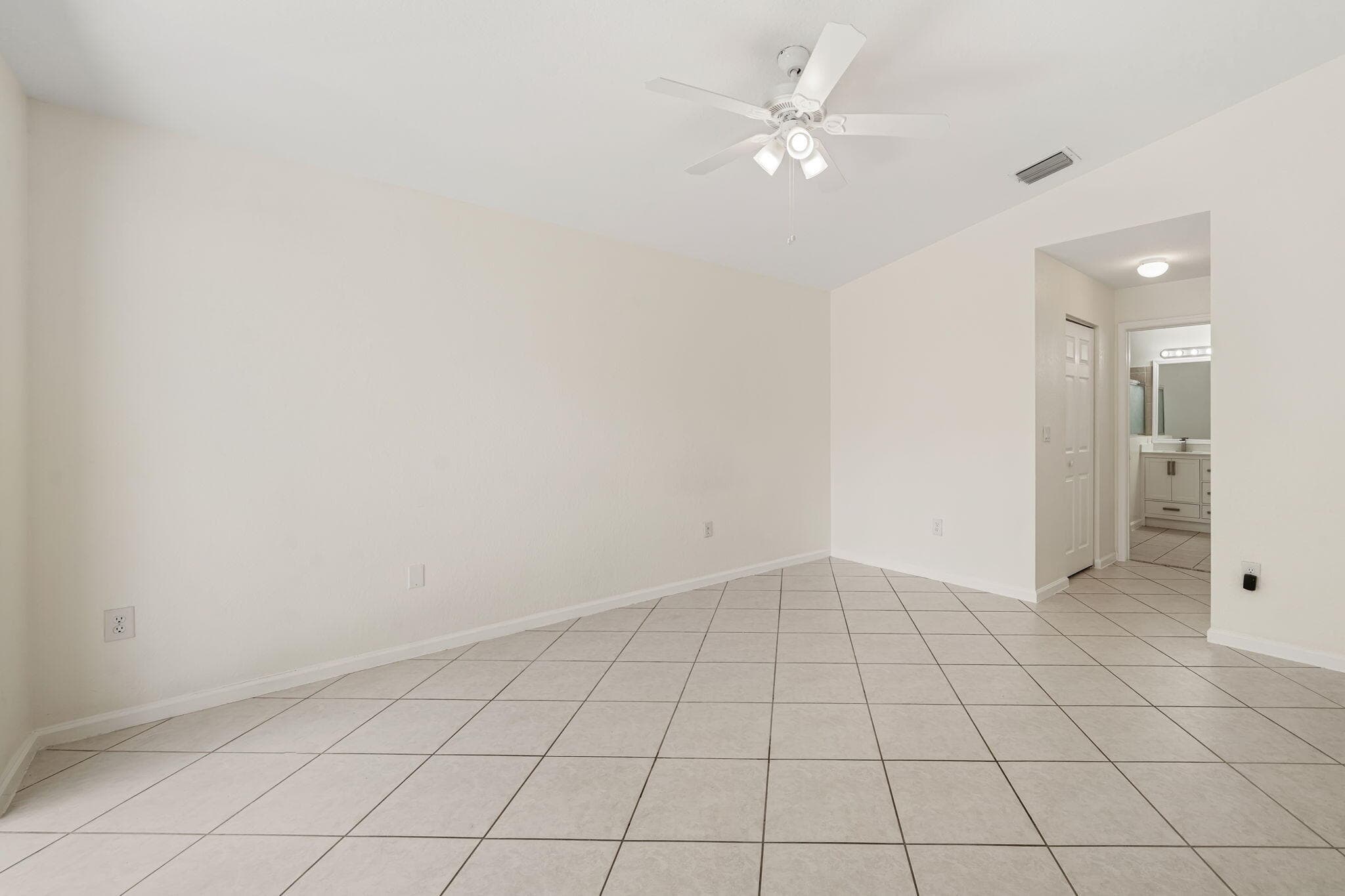 6196 Azalea Circle, West Palm Beach, FL 33415 — photo 11 of 35