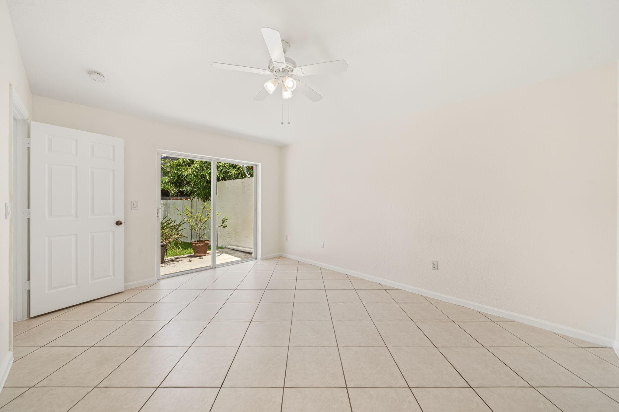 6196 Azalea Circle, West Palm Beach, FL 33415 — photo 10 of 35