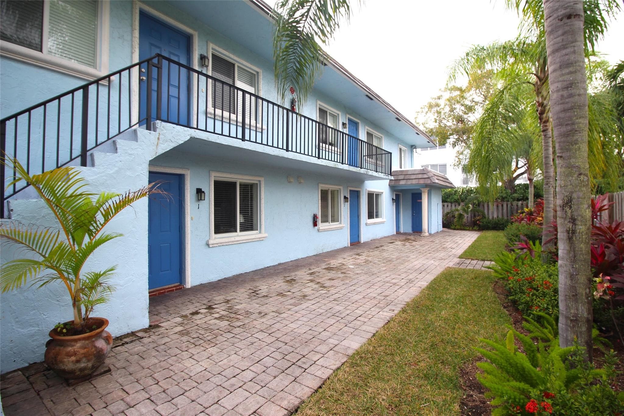 820 NE 28th Street 2, Wilton Manors, FL 33334 — photo 11 of 20