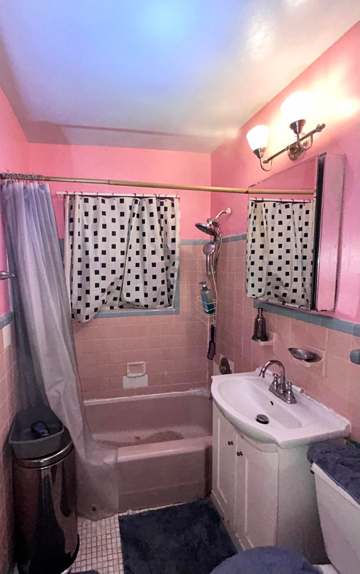 925 W 3rd Street, Riviera Beach, FL 33404 — photo 16 of 18
