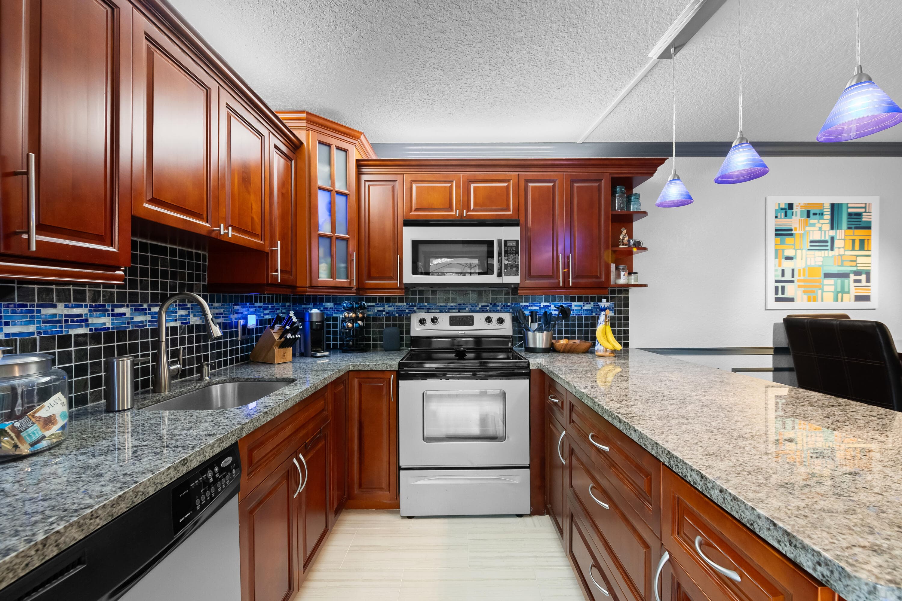 2512 SW 15th Street, Deerfield Beach, FL 33442 — photo 6 of 29