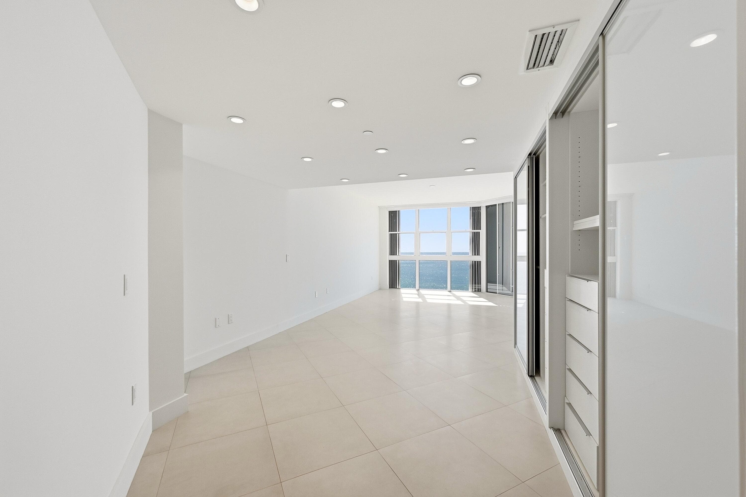 6051 N Ocean Drive 1101, Hollywood, FL 33019 — photo 18 of 53