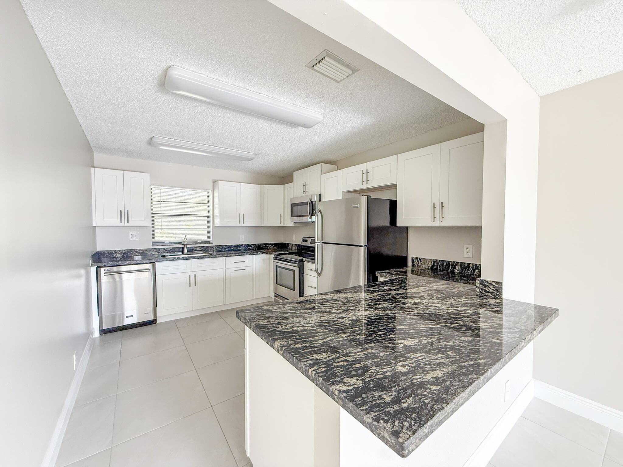 1515 N Federal Highway 8, Lake Worth Beach, FL 33460 — photo 3 of 17
