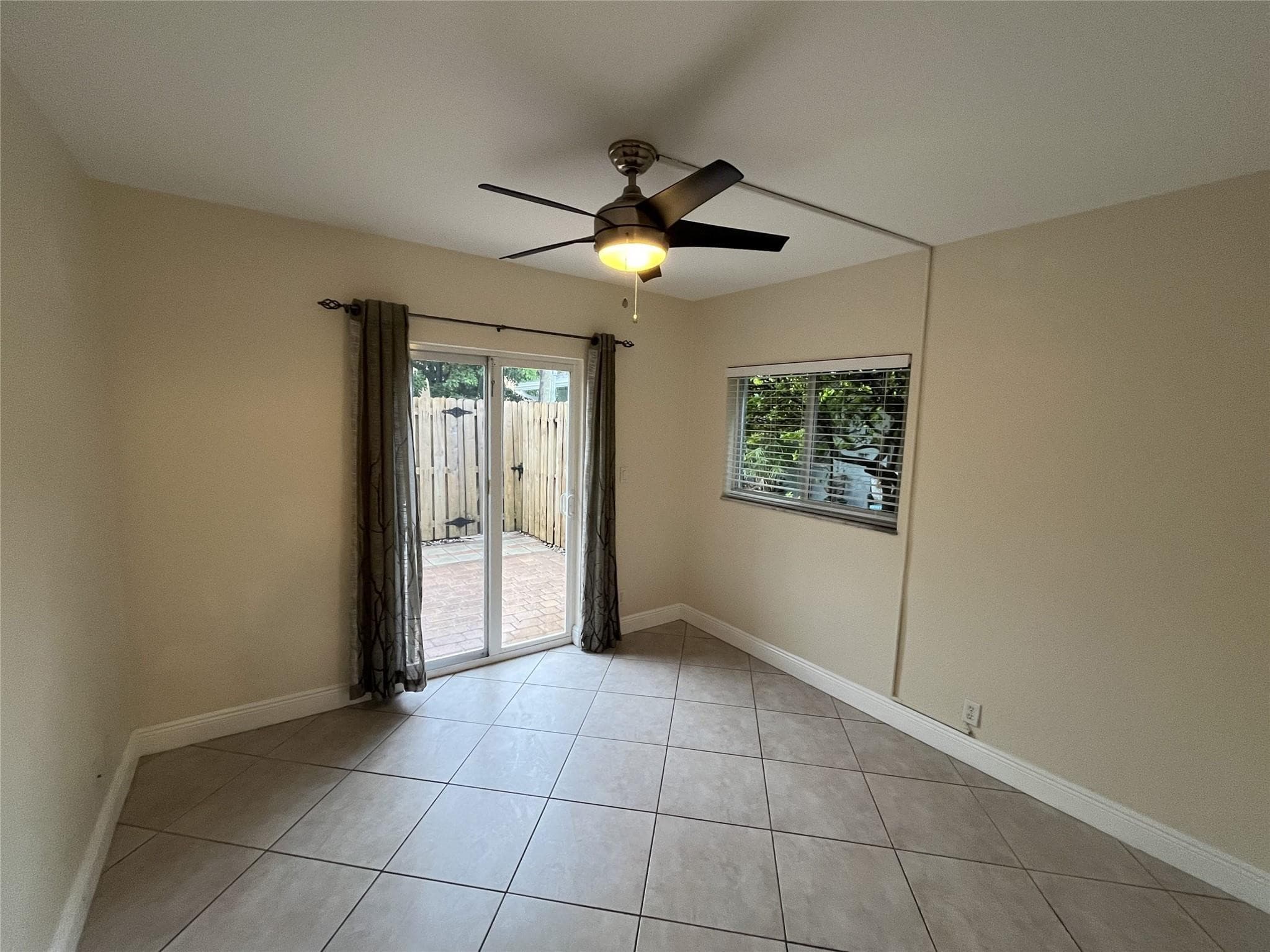 1460 NE 18th Street 104, Fort Lauderdale, FL 33305 — photo 35 of 71