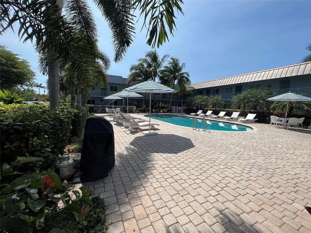 1460 NE 18th Street 104, Fort Lauderdale, FL 33305 — photo 57 of 71