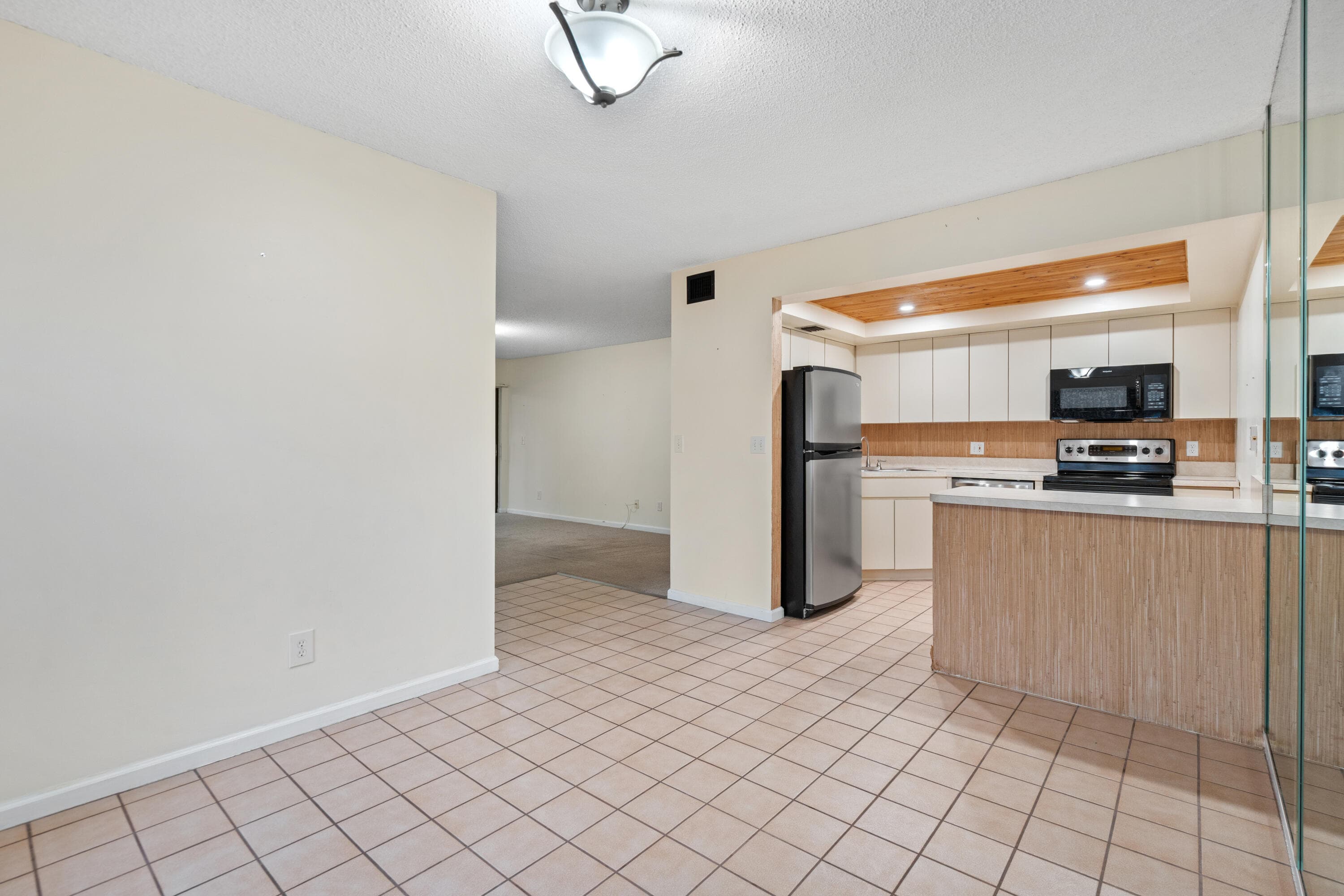 950 S Kanner Highway 402, Stuart, FL 34994 — photo 8 of 24