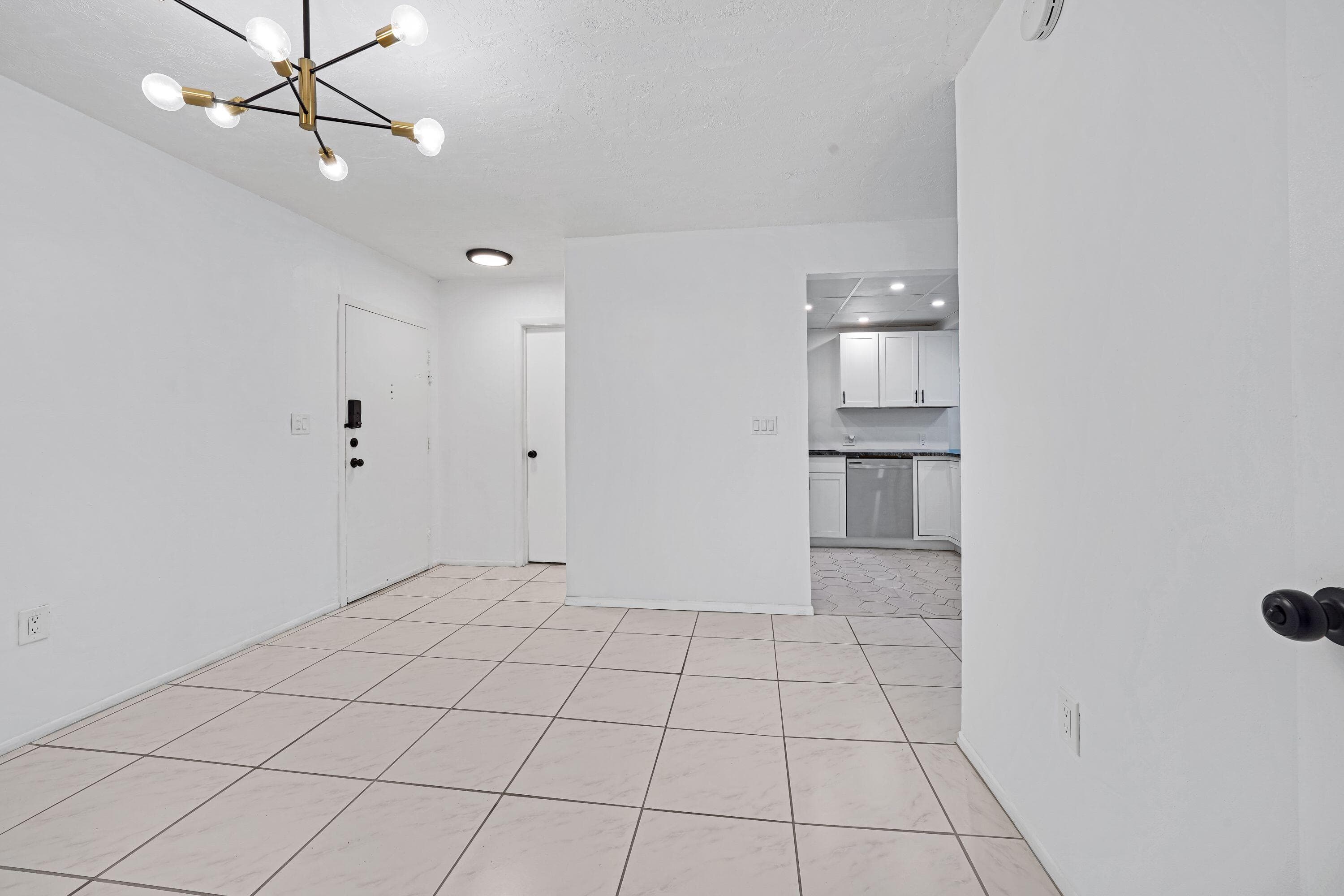 7100 NW 17th Street 220, Plantation, FL 33313 — photo 9 of 34