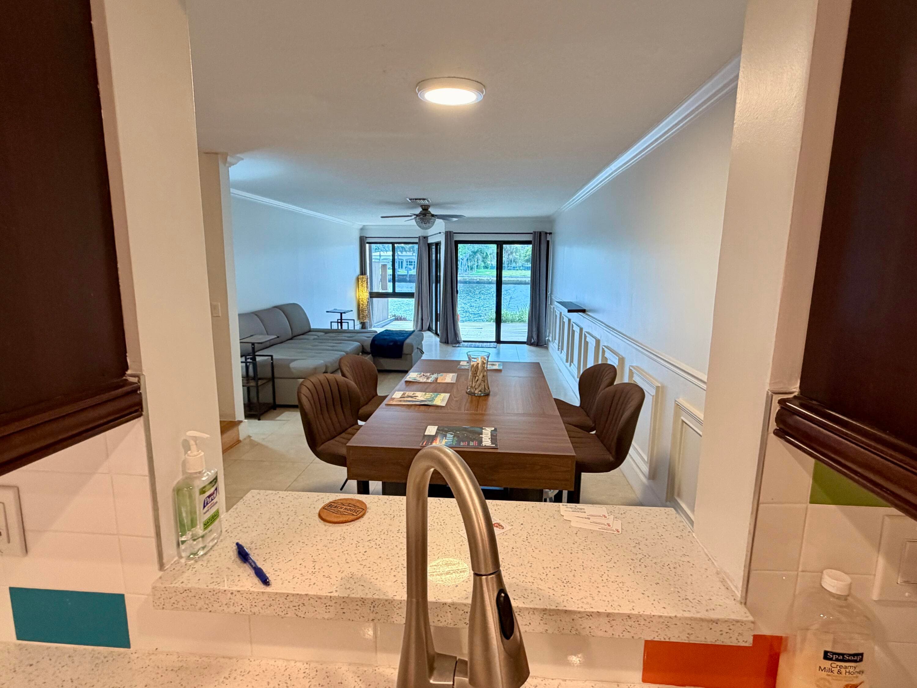 797 S Riverside Drive, Pompano Beach, FL 33062 — photo 5 of 26