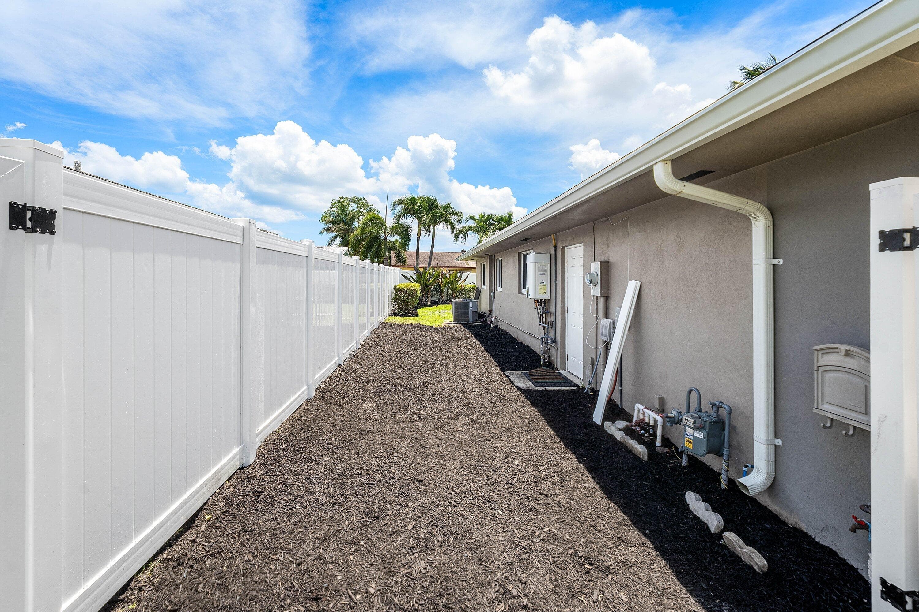 11832 Banyan Street, Palm Beach Gardens, FL 33410 — photo 32 of 47