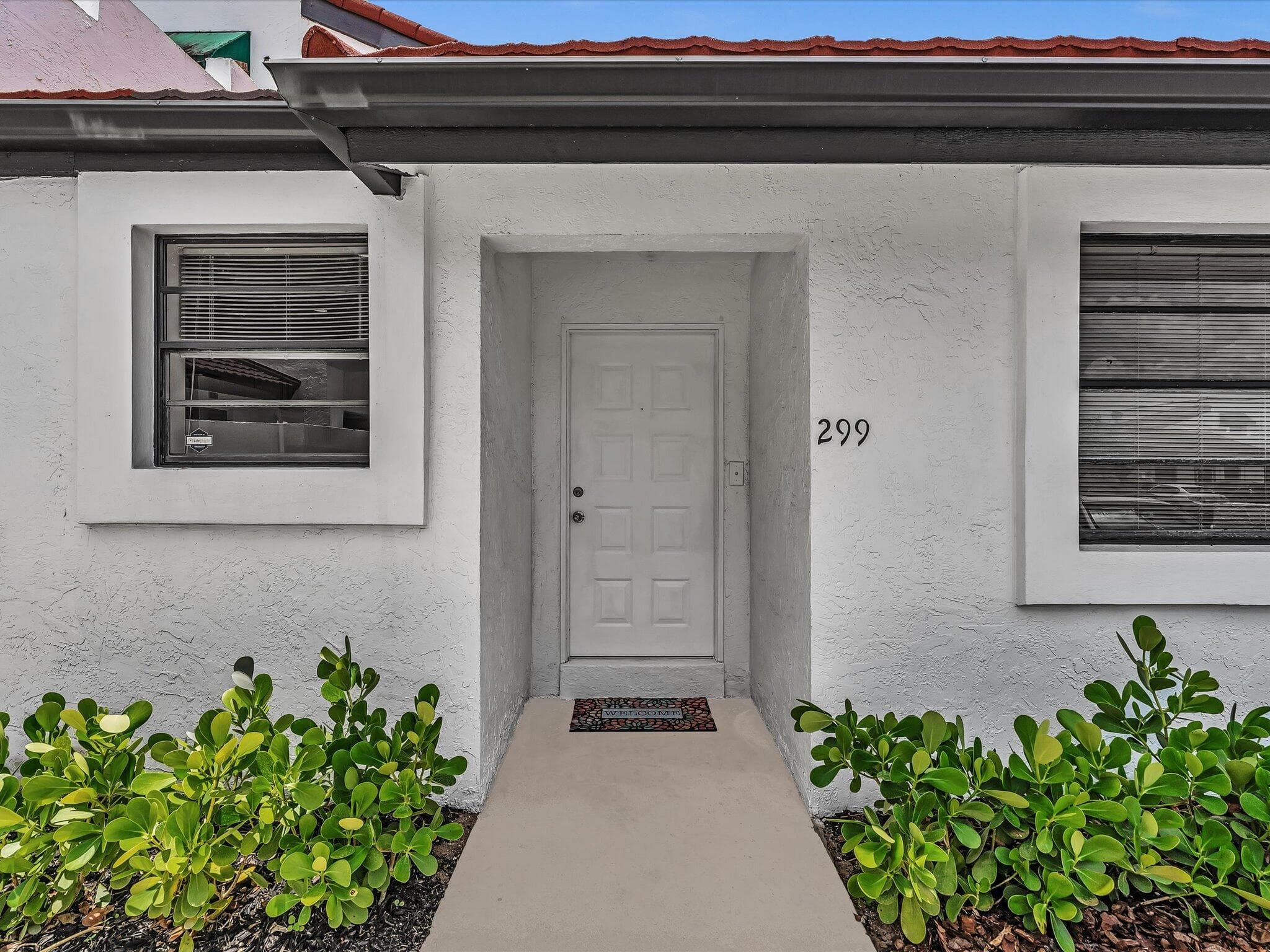 299 NW 36th Avenue, Deerfield Beach, FL 33442 — photo 3 of 46