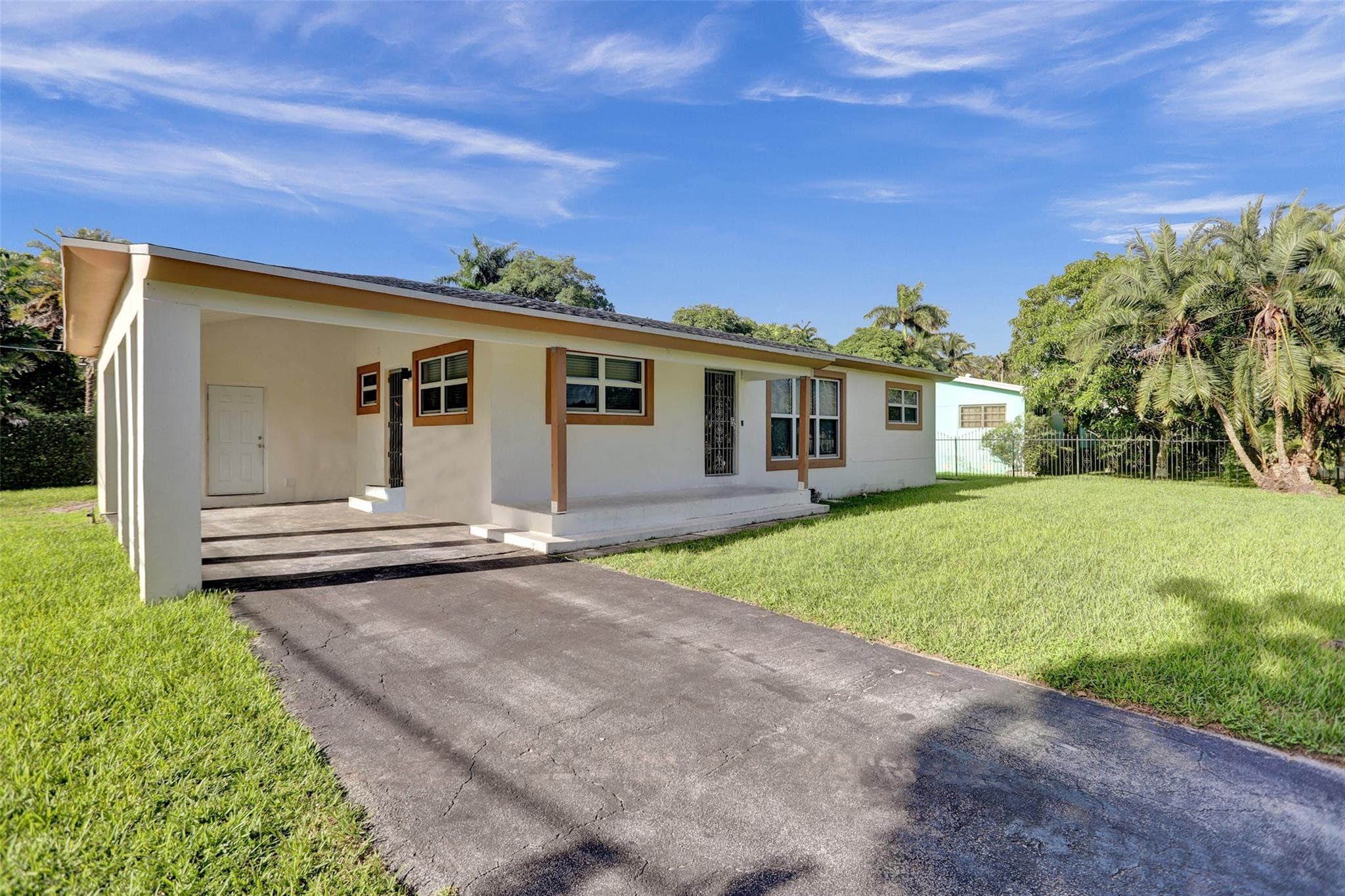 30 NE 139th Street, Miami, FL 33161 — photo 6 of 71