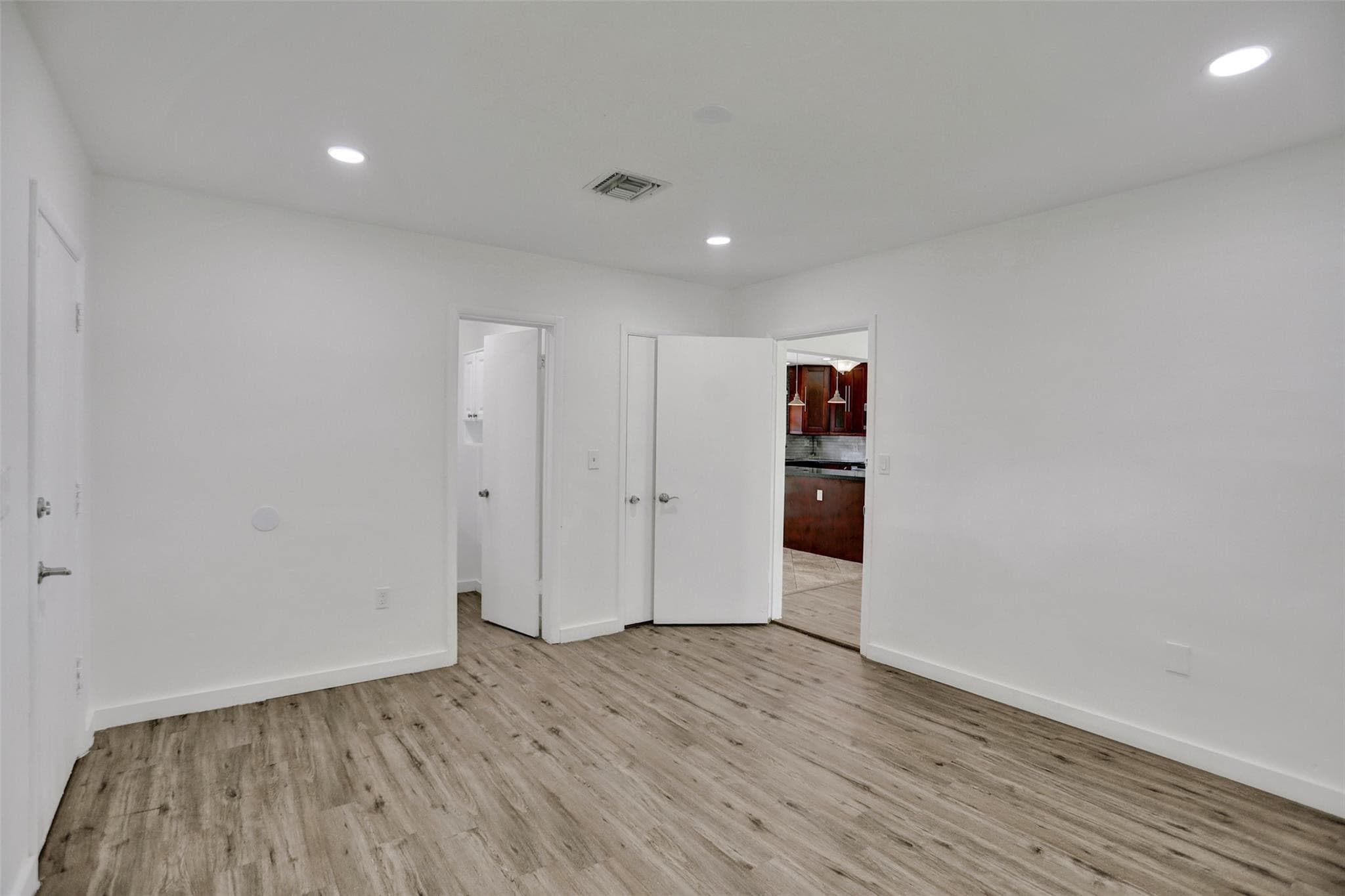 30 NE 139th Street, Miami, FL 33161 — photo 27 of 71