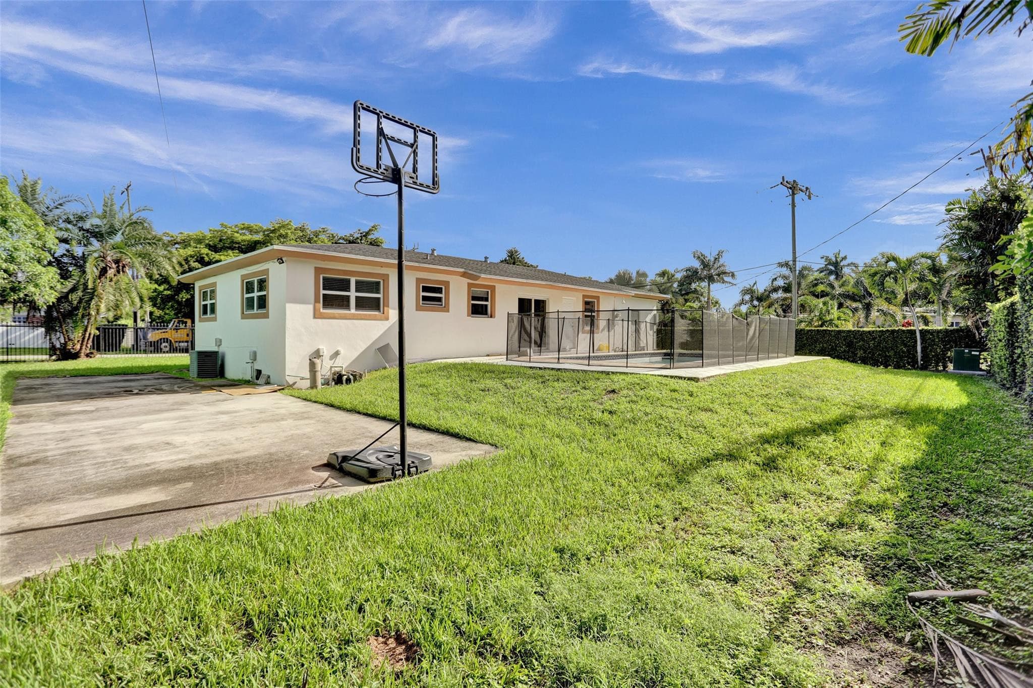 30 NE 139th Street, Miami, FL 33161 — photo 57 of 71