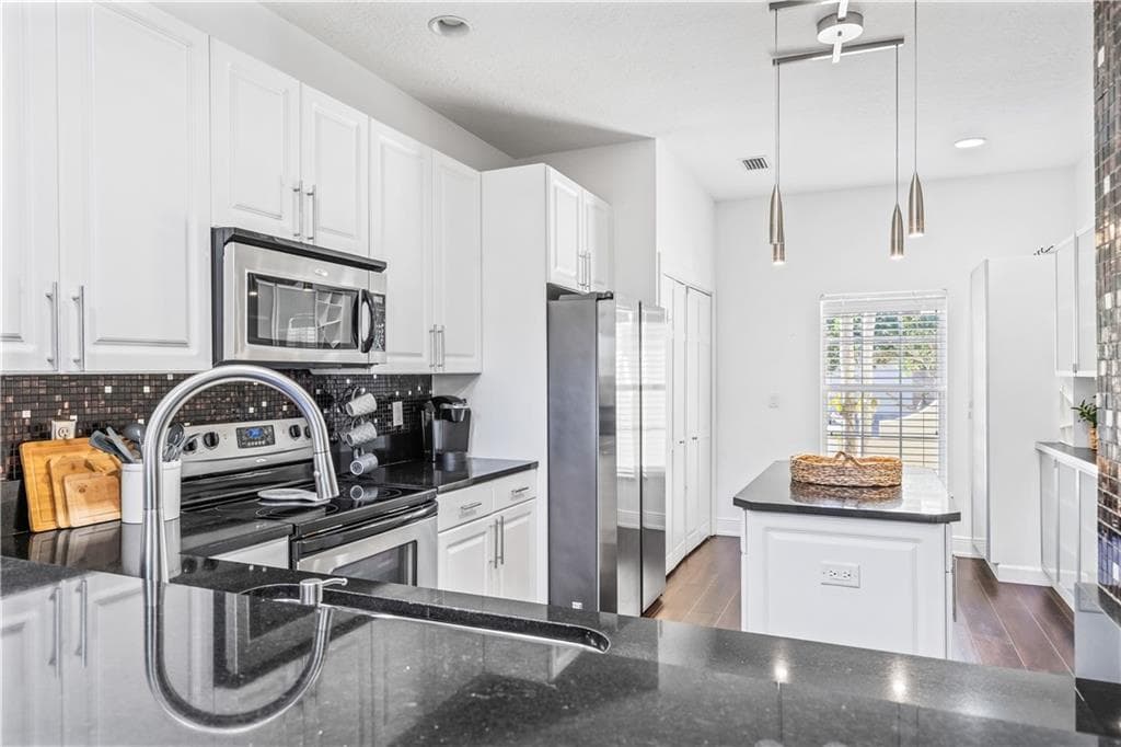 1634 Baseline Lane, Vero Beach, FL 32967 — photo 14 of 36