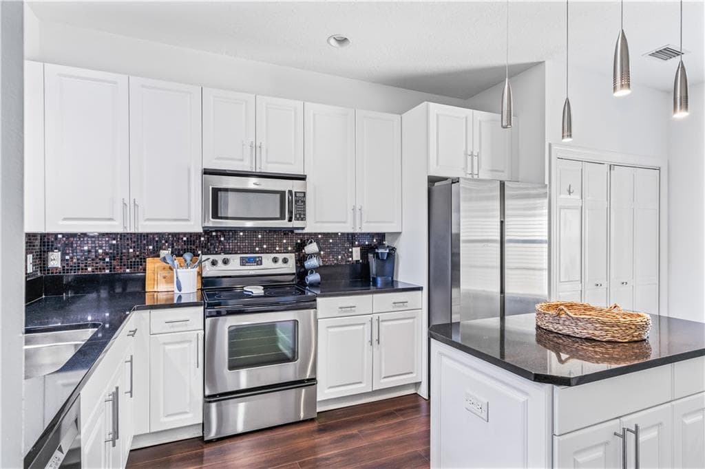 1634 Baseline Lane, Vero Beach, FL 32967 — photo 15 of 36