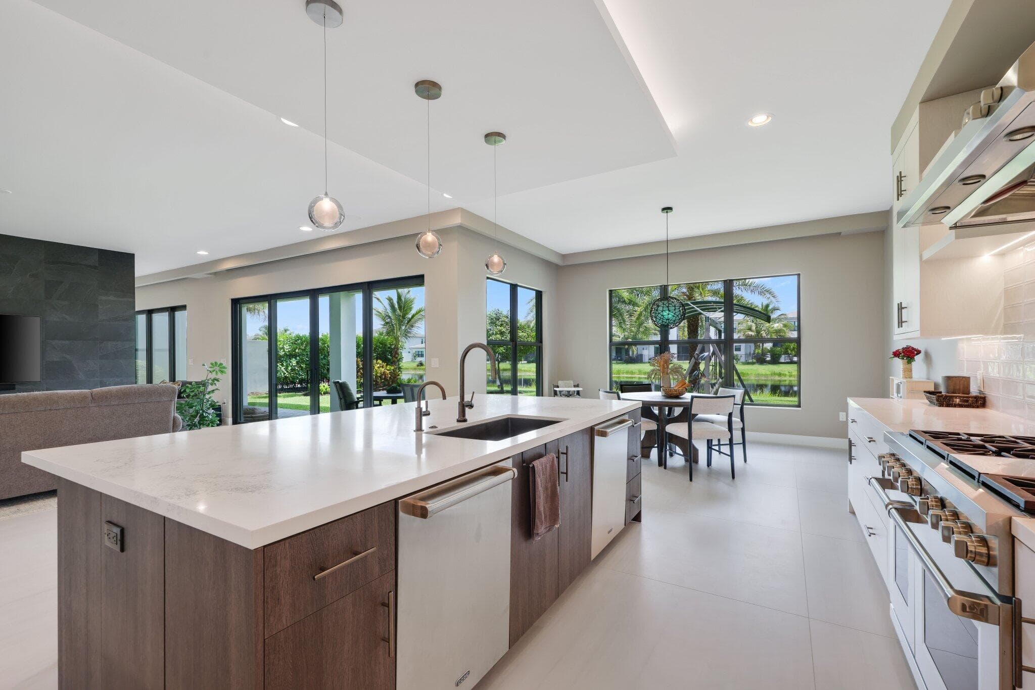 17092 Five Waters Avenue, Boca Raton, FL 33496 — photo 25 of 112