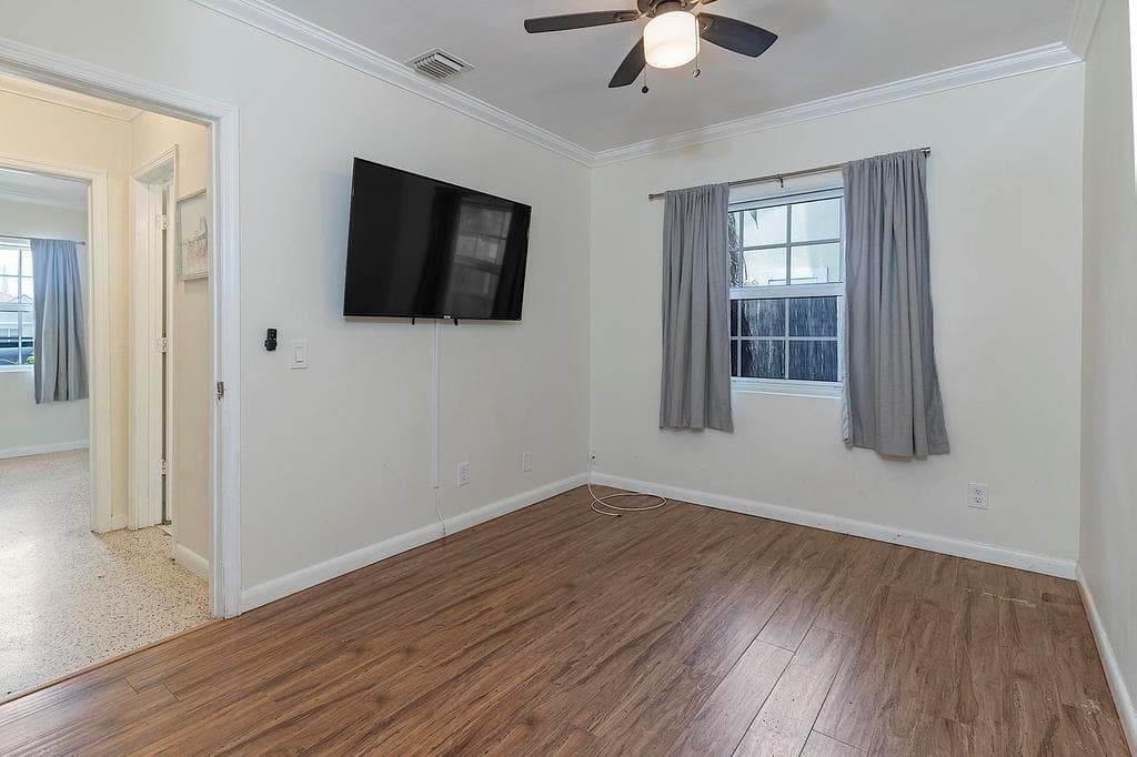 802 N J Street, Lake Worth Beach, FL 33460 — photo 15 of 24