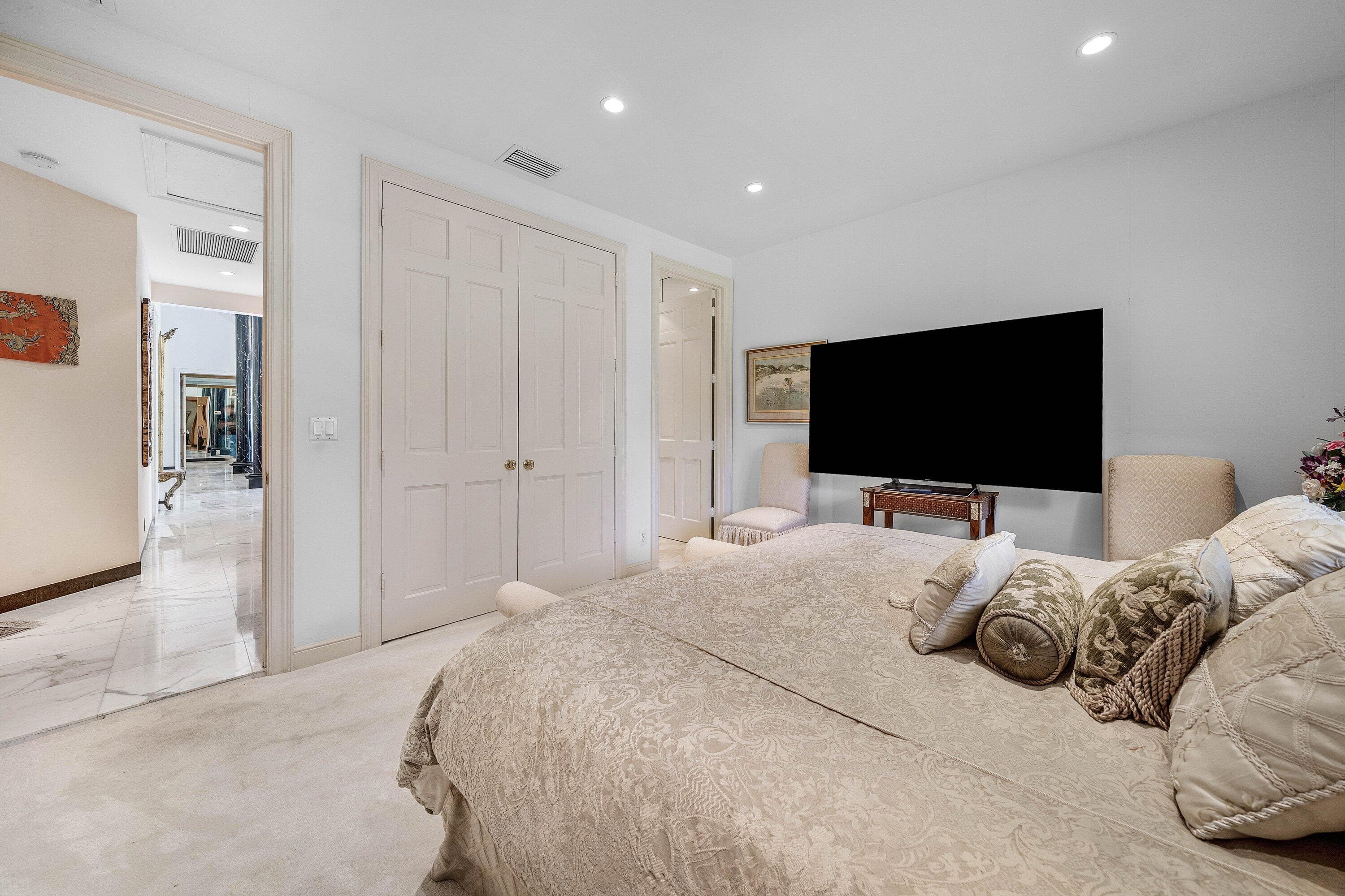 1697 Mayacoo Lakes Boulevard, West Palm Beach, FL 33411 — photo 37 of 93