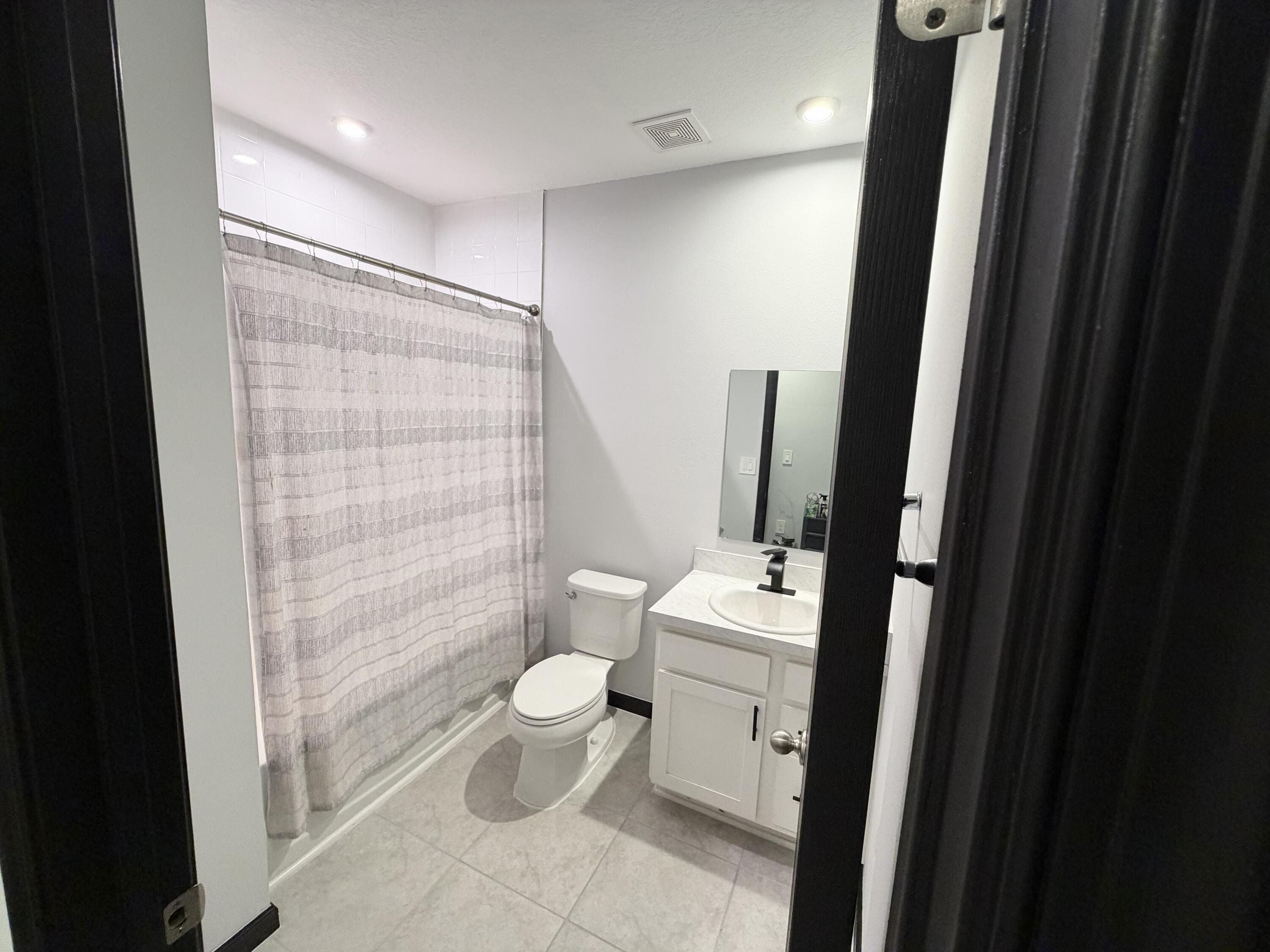 845 Persimmon Place, Fort Pierce, FL 34981 — photo 14 of 40