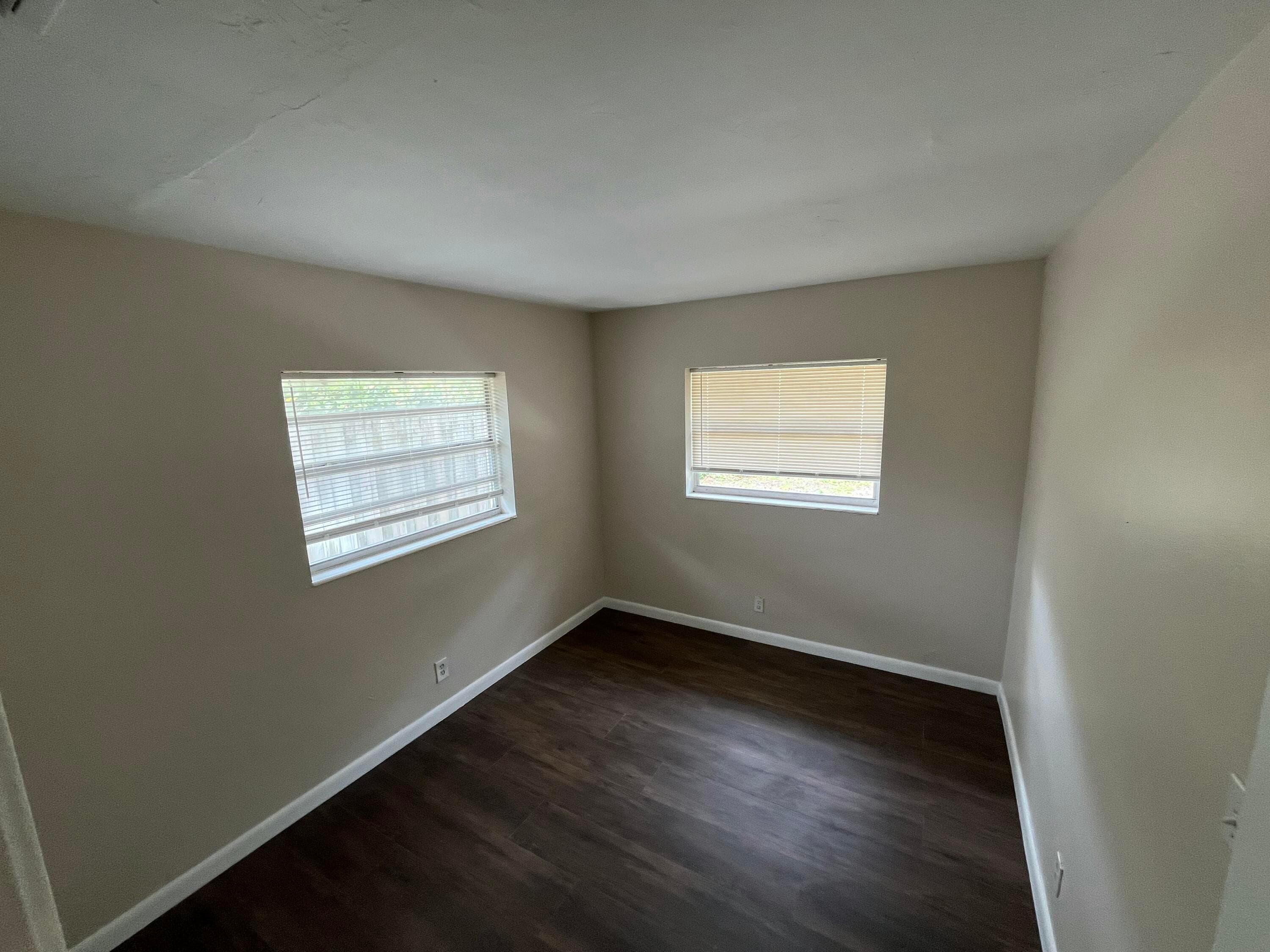 1335 NW 7th Terrace, Fort Lauderdale, FL 33311 — photo 9 of 15
