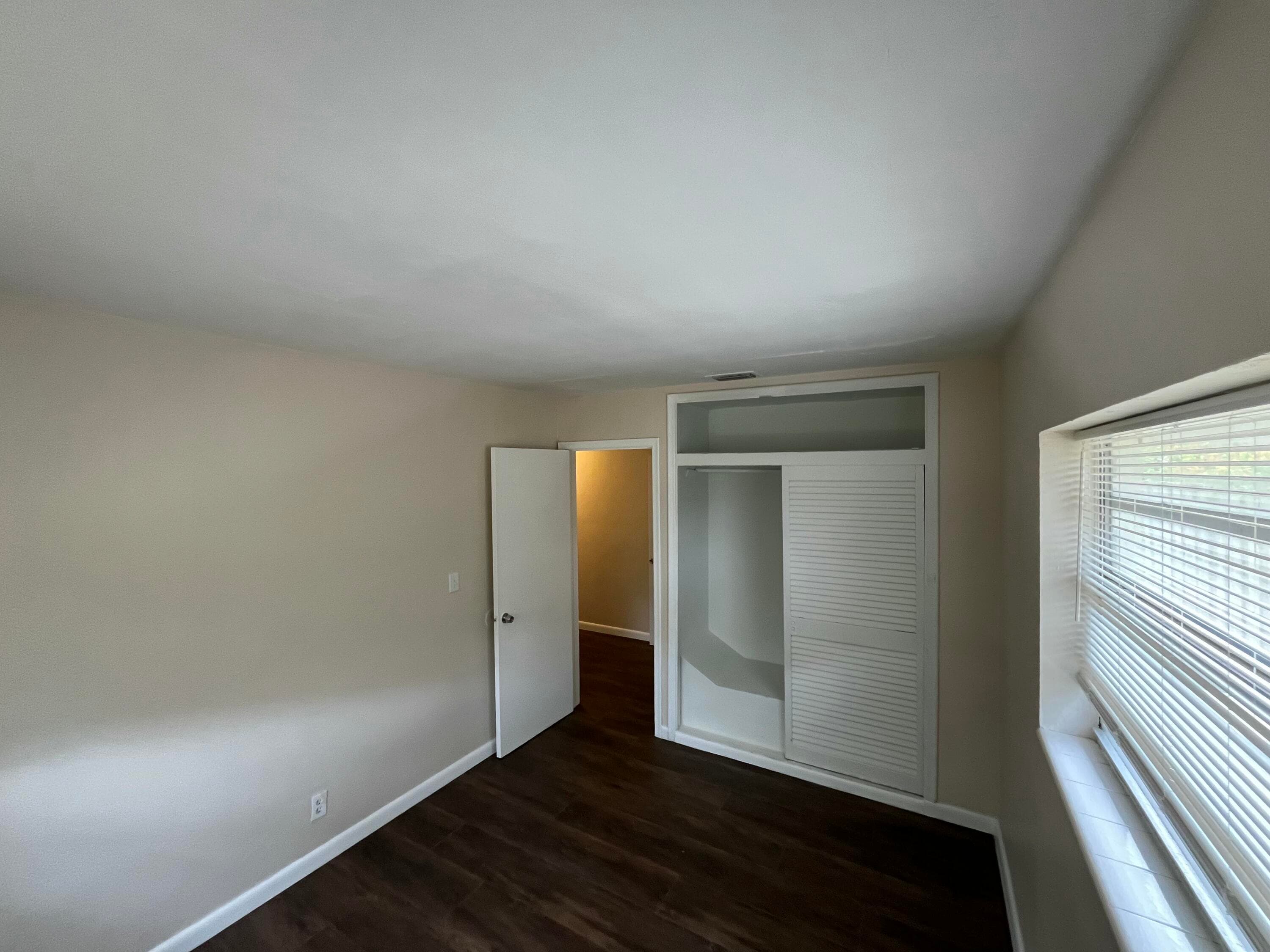 1335 NW 7th Terrace, Fort Lauderdale, FL 33311 — photo 10 of 15