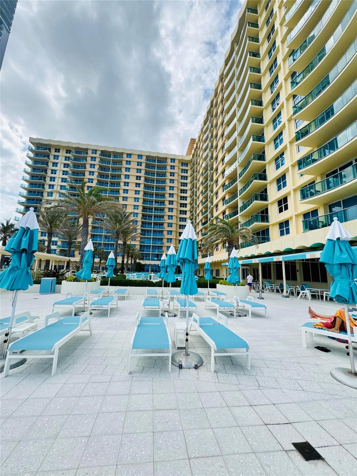 2501 S Ocean Drive 1005, Hollywood, FL 33019 — photo 2 of 20