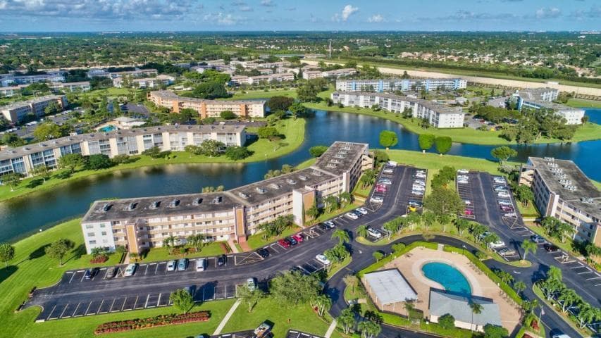 3057 Yarmouth C, Boca Raton, FL 33434 — photo 18 of 55