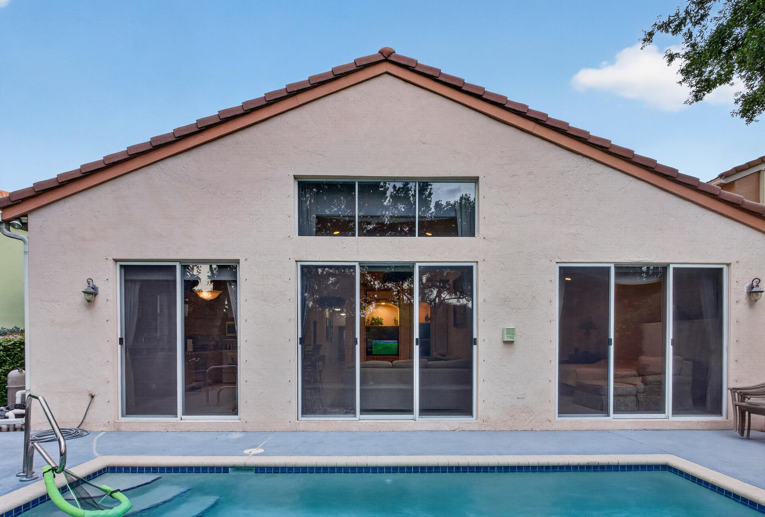 4889 N Classical Boulevard, Delray Beach, FL 33445 — photo 16 of 69