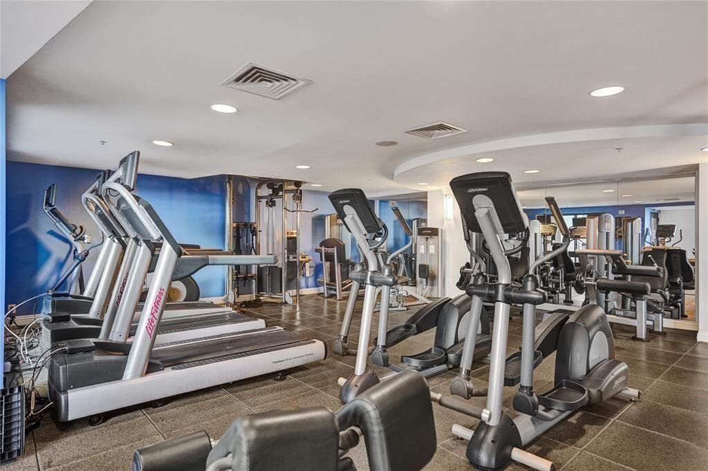 110 N Federal 918, Fort Lauderdale, FL 33301 — photo 27 of 32