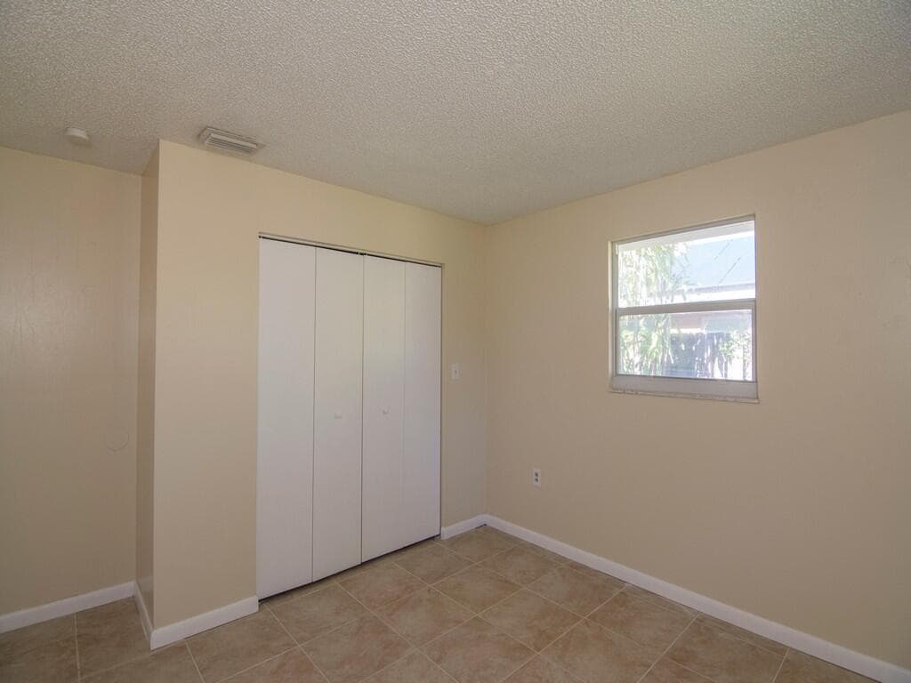 8604 Brookline Avenue, Fort Pierce, FL 34951 — photo 22 of 33