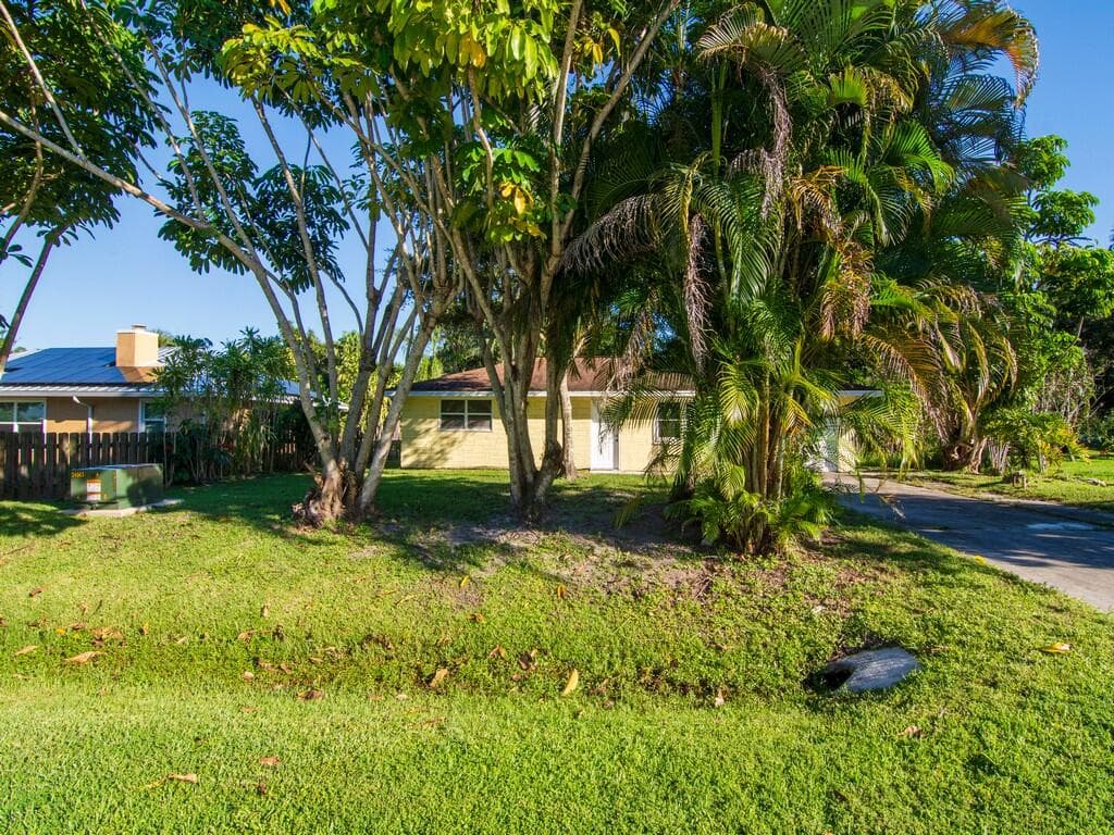 8604 Brookline Avenue, Fort Pierce, FL 34951 — photo 24 of 33