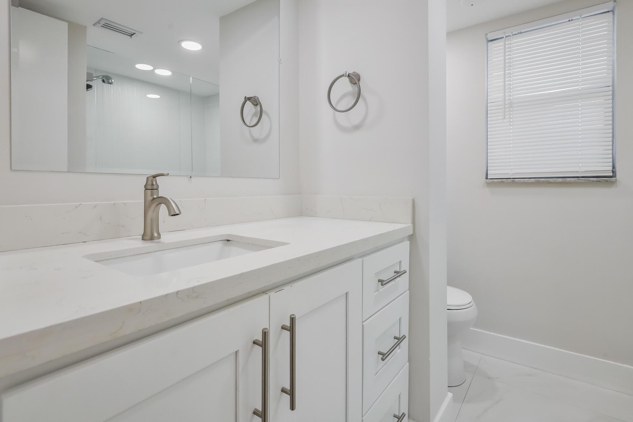 3590 Via Poinciana 501, Lake Worth, FL 33467 — photo 15 of 31