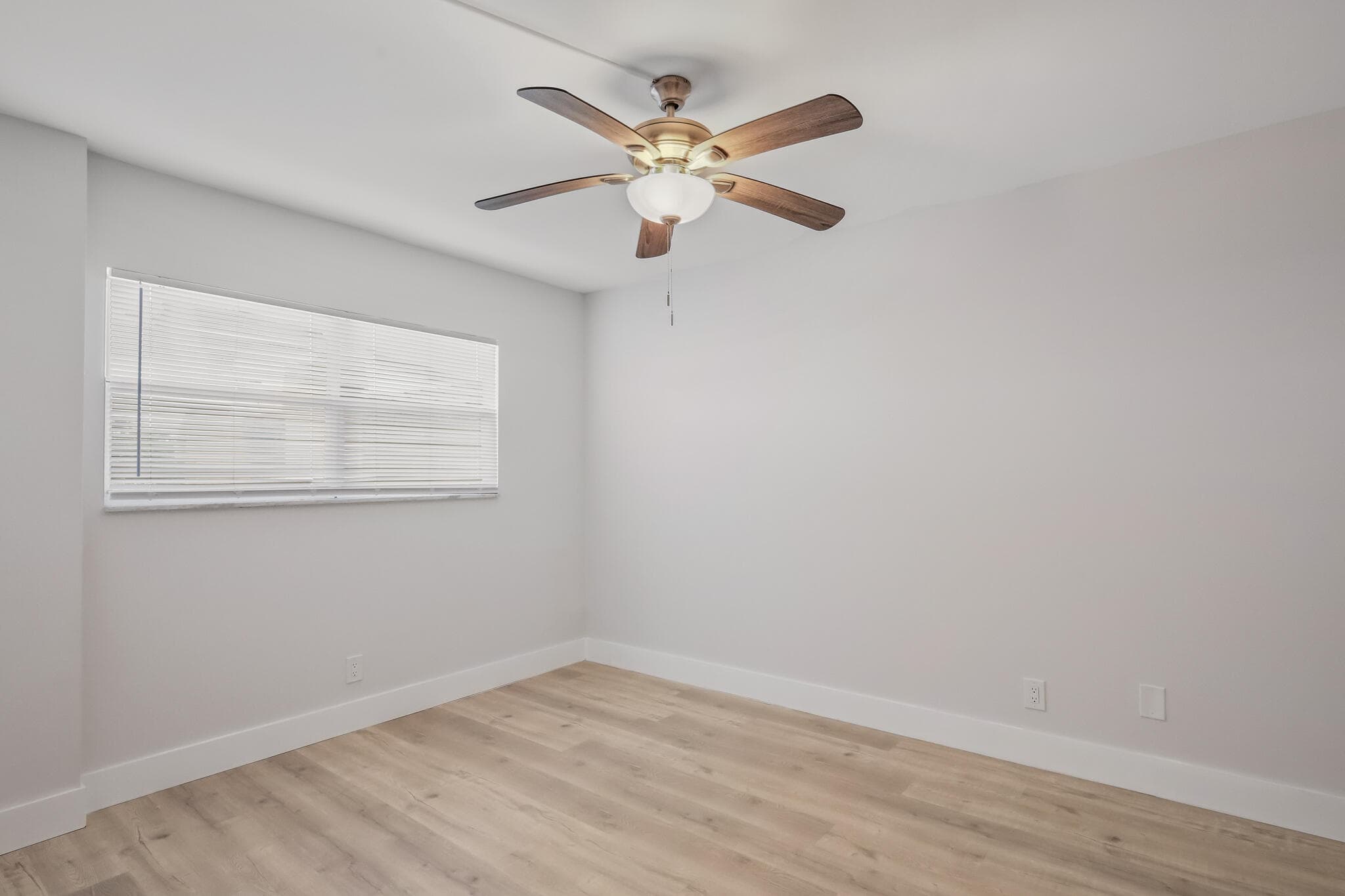 3590 Via Poinciana 501, Lake Worth, FL 33467 — photo 17 of 31